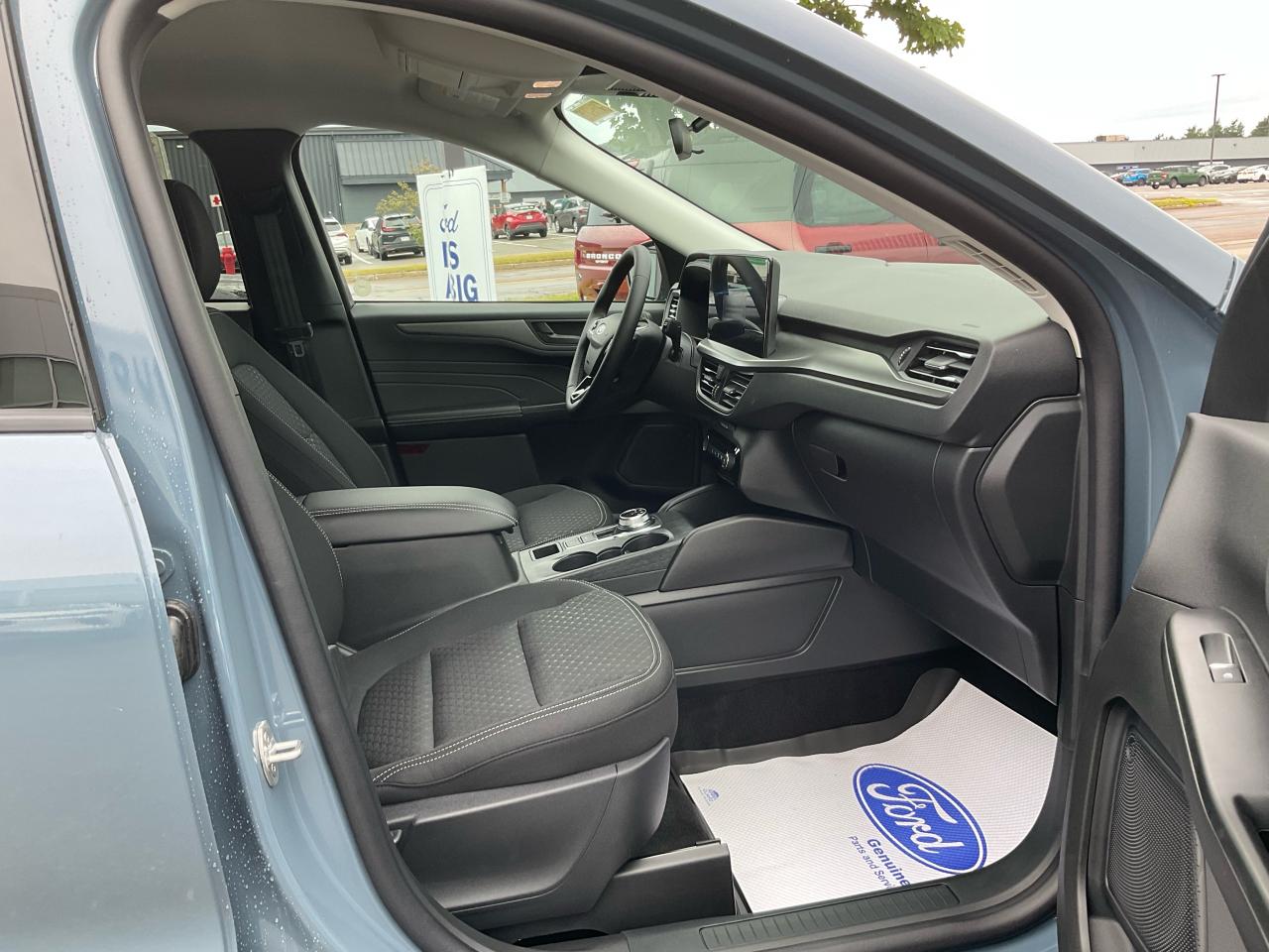 2025 Ford Escape Active Photo5