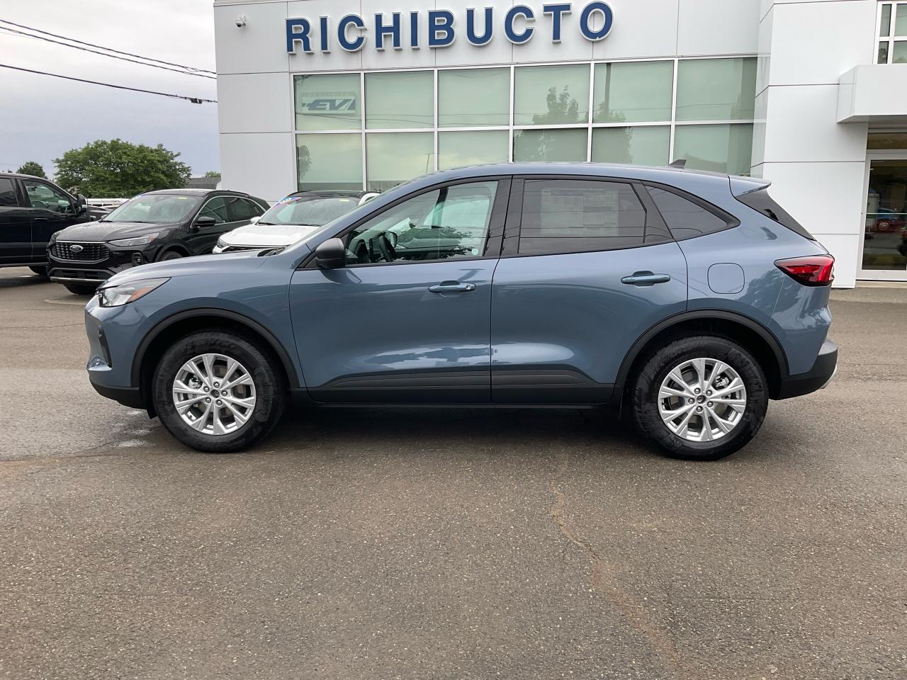 2025 Ford Escape Active Photo4