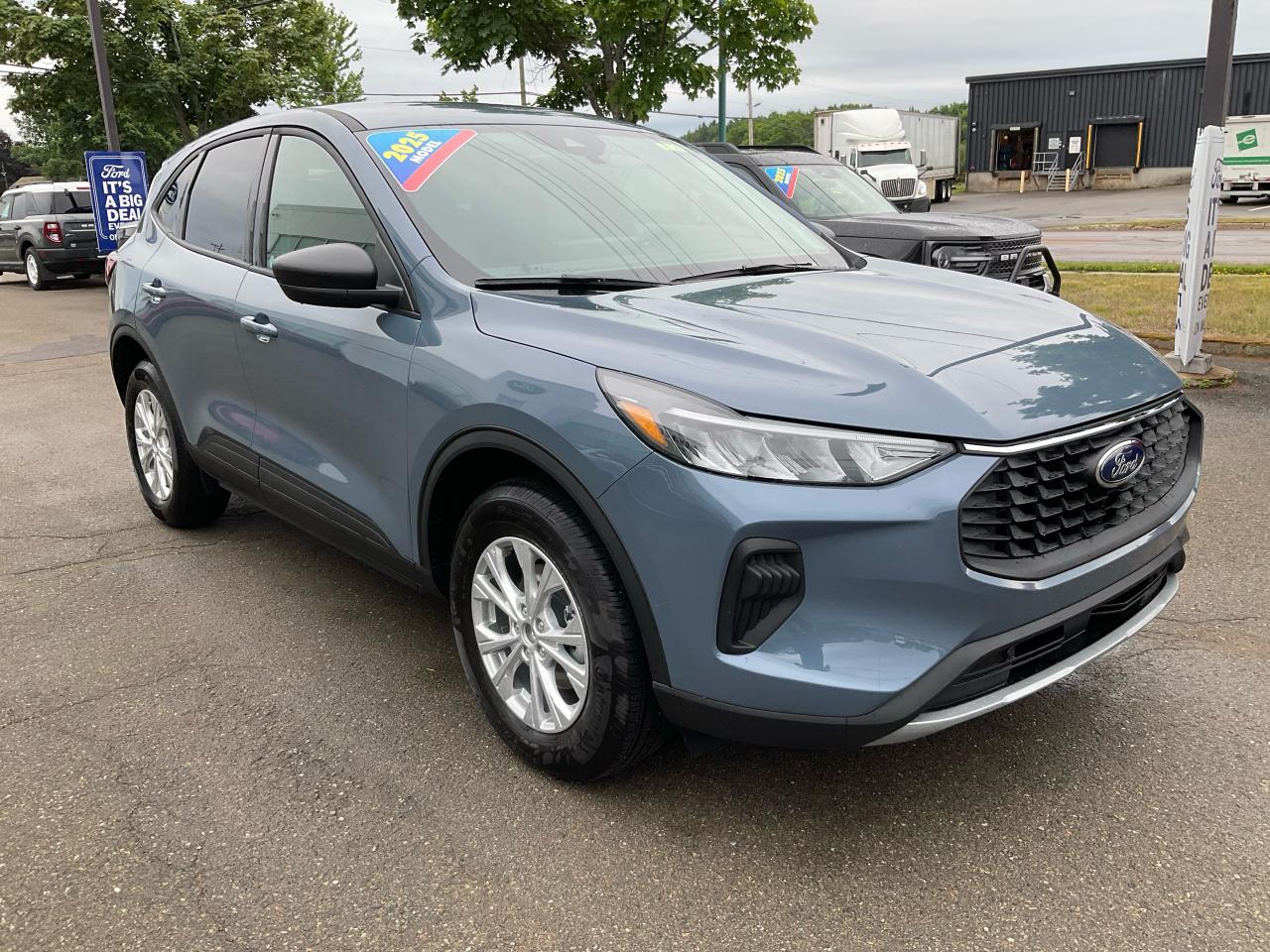2025 Ford Escape Active Photo