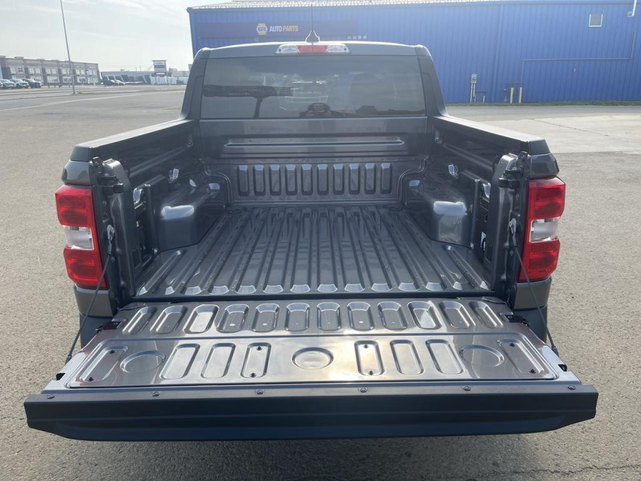 2025 Ford Maverick XLT 302A Photo5
