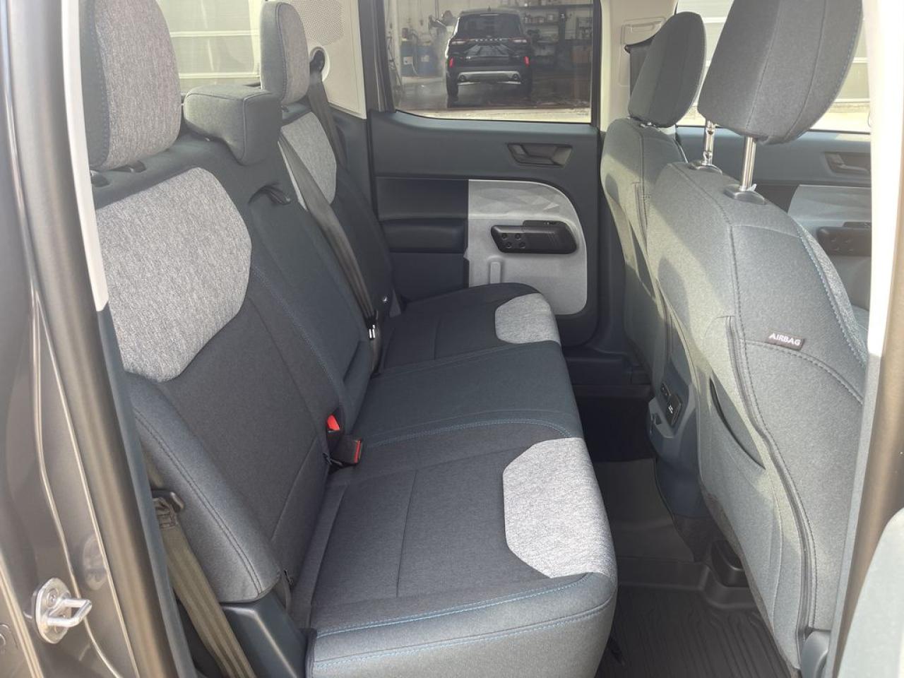 2025 Ford Maverick XLT 302A Photo5