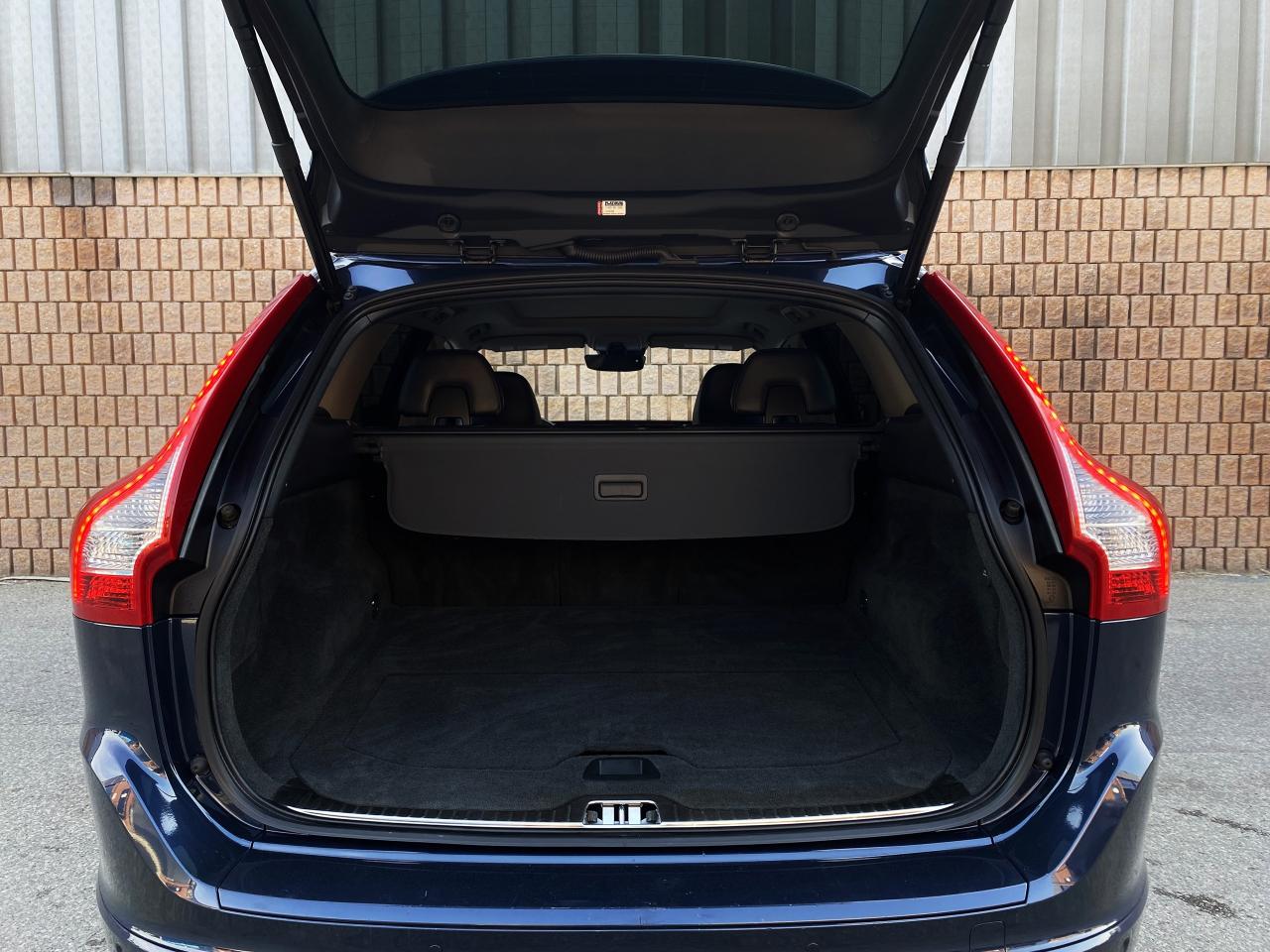 2015 Volvo XC60 2015.5 T5 AWD-PREMIER PLUS-ONLY 82,000KM - Photo #34