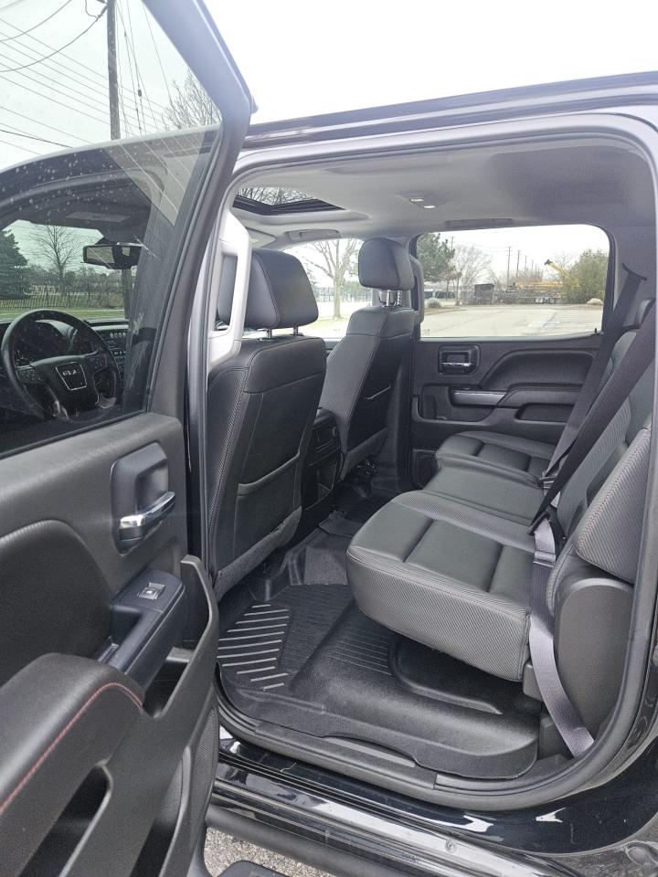 2017 GMC Sierra 1500 SLT - Photo #13