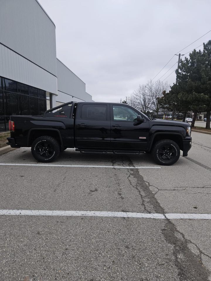 2017 GMC Sierra 1500 SLT - Photo #9