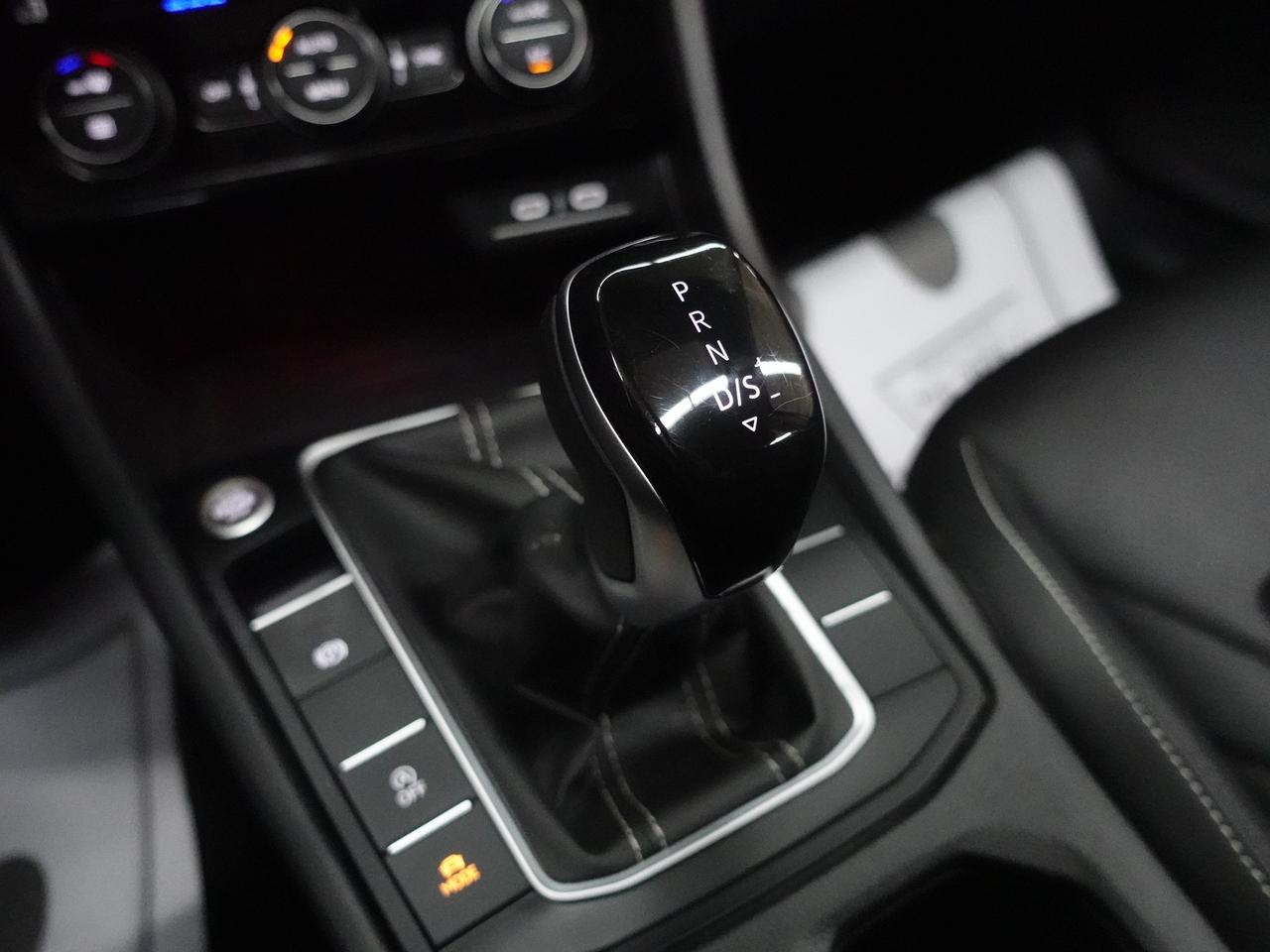 2024 Volkswagen Jetta HIGHLINE | Nav | Leather | Panoroof | DigitalDash Photo