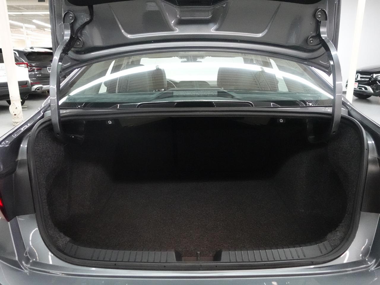 2024 Volkswagen Jetta HIGHLINE | Nav | Leather | Panoroof | DigitalDash Photo