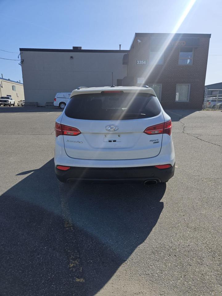2016 Hyundai Santa Fe Sport Premium - Photo #16