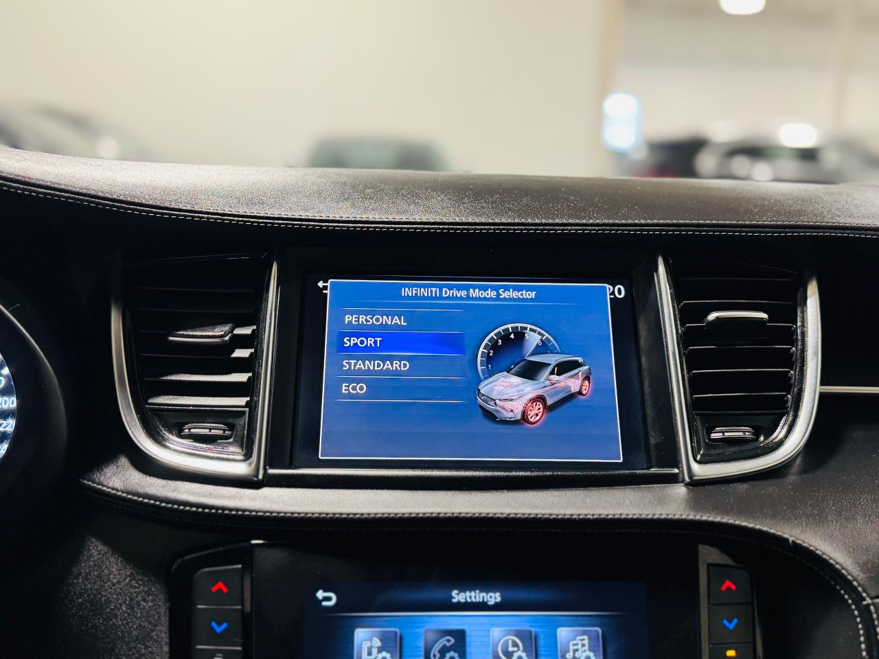 2021 Infiniti QX50 PURE - Photo #20