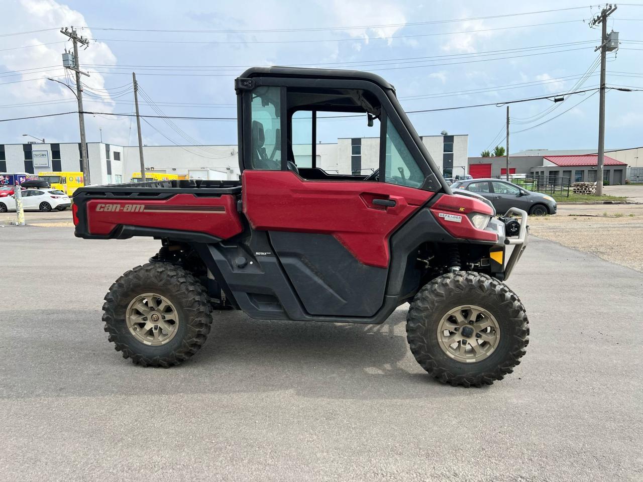 2024 Can-Am Defender HD10 LIMITED - Photo #4