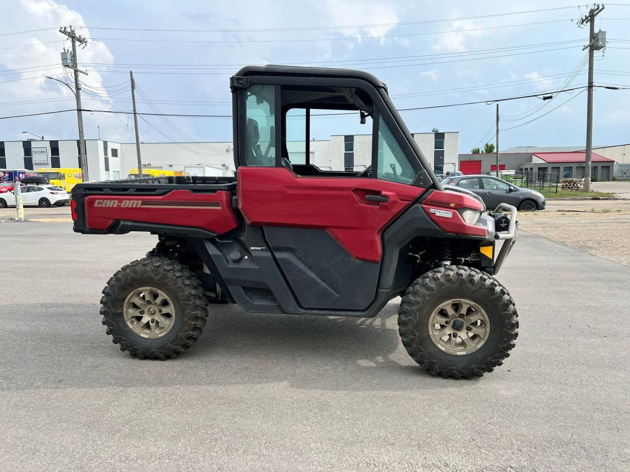 2024 Can-Am Defender HD10 LIMITED - Photo #4