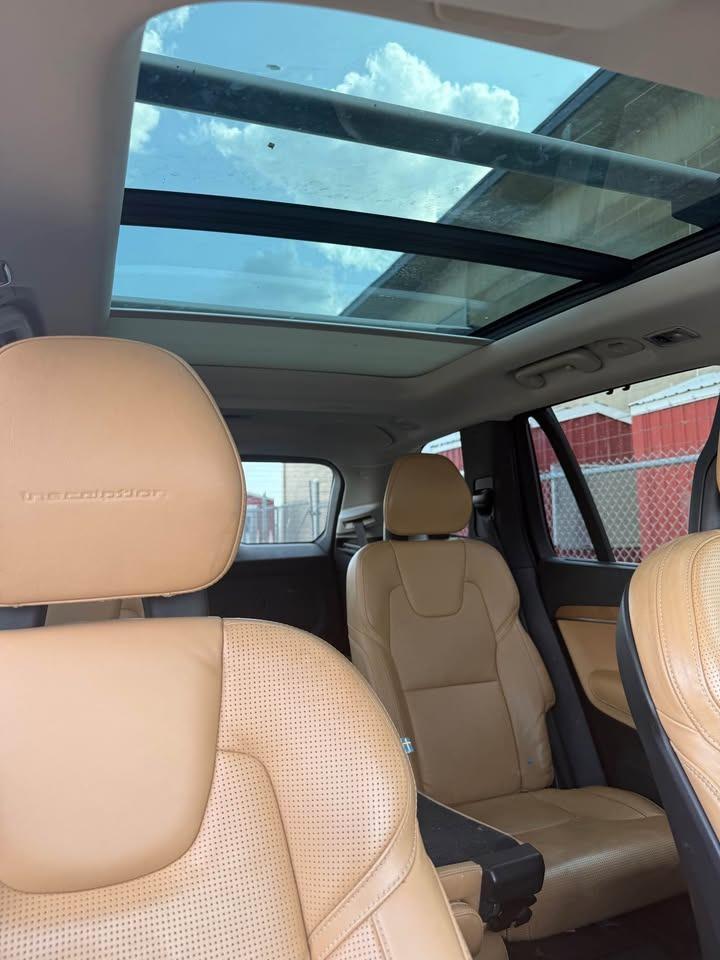 2016 Volvo XC90 T6 Inscription - Photo #13