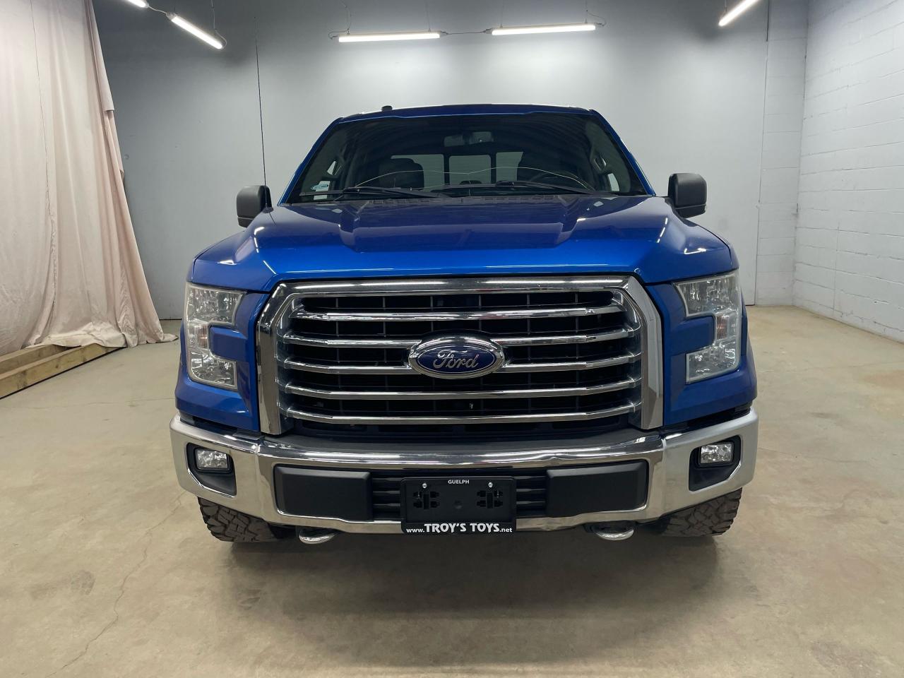2016 Ford F-150 XLT Photo2