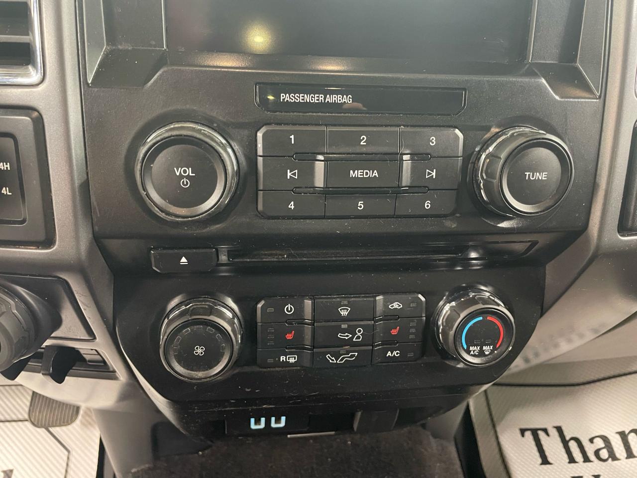 2016 Ford F-150 XLT Photo19