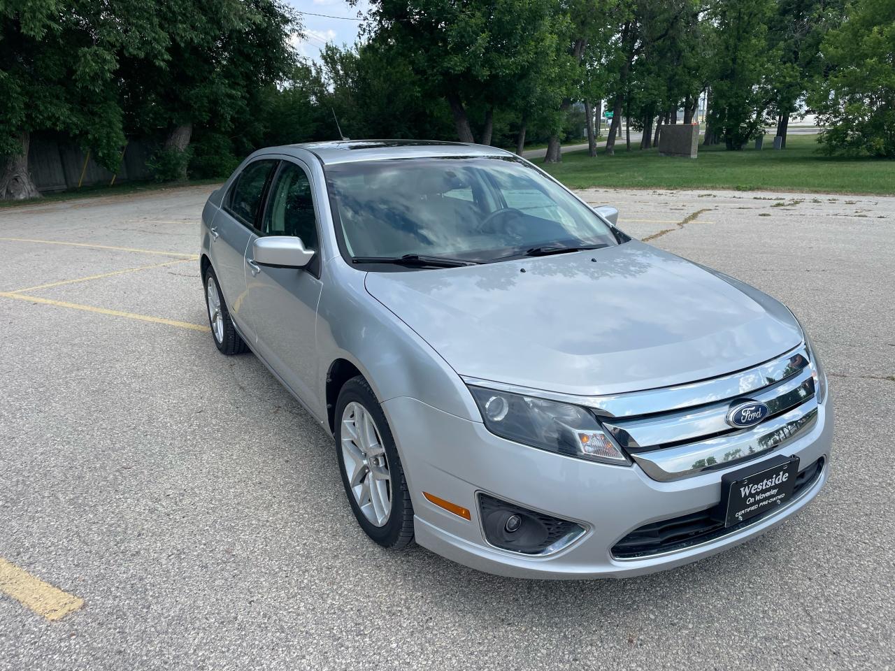 Used 2011 Ford Fusion SEL for sale in Winnipeg, MB