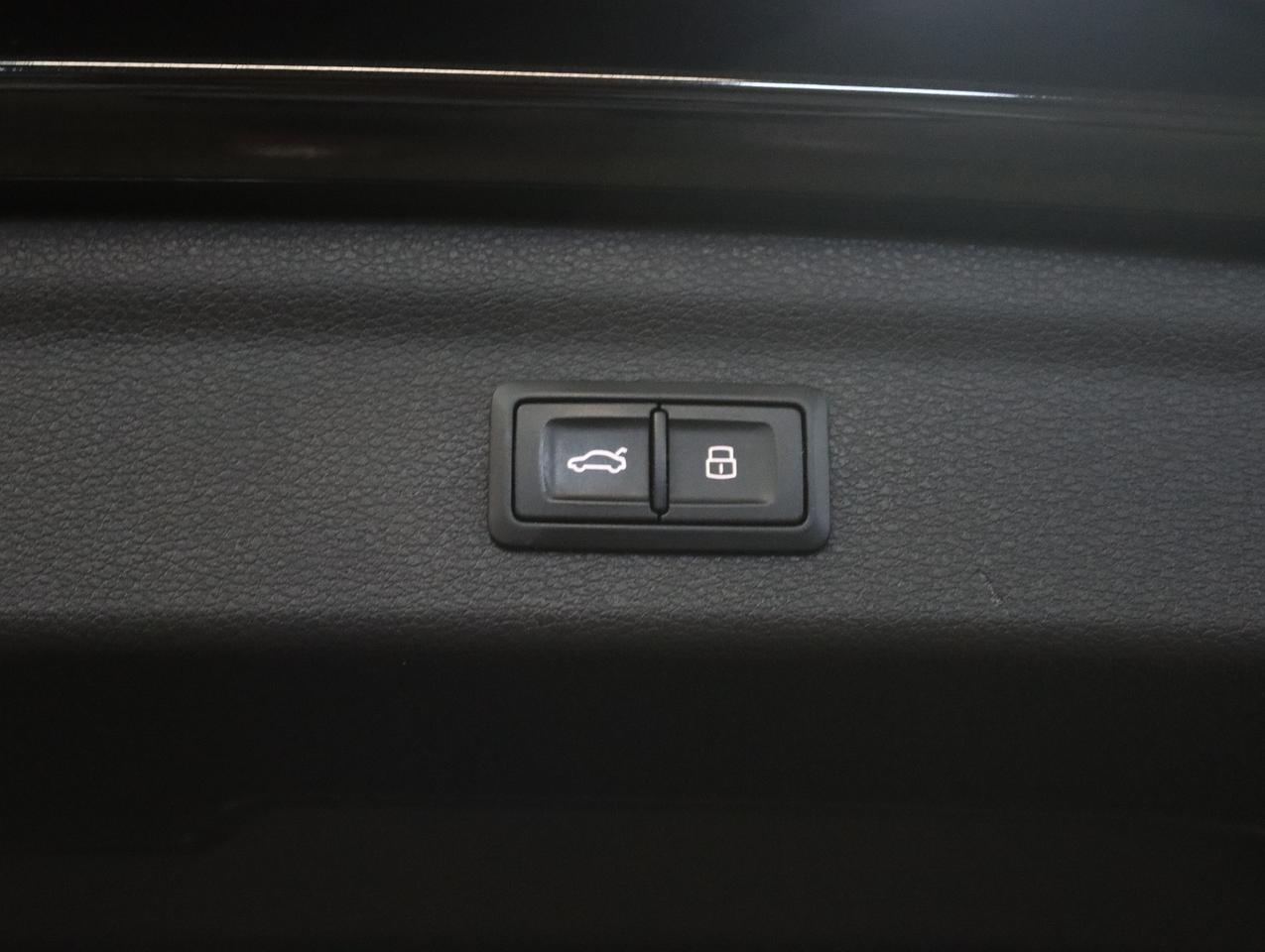 2021 Audi Q3 PROGRESSIV | AWD | Nav | Leather | Panoroof | BSM Photo