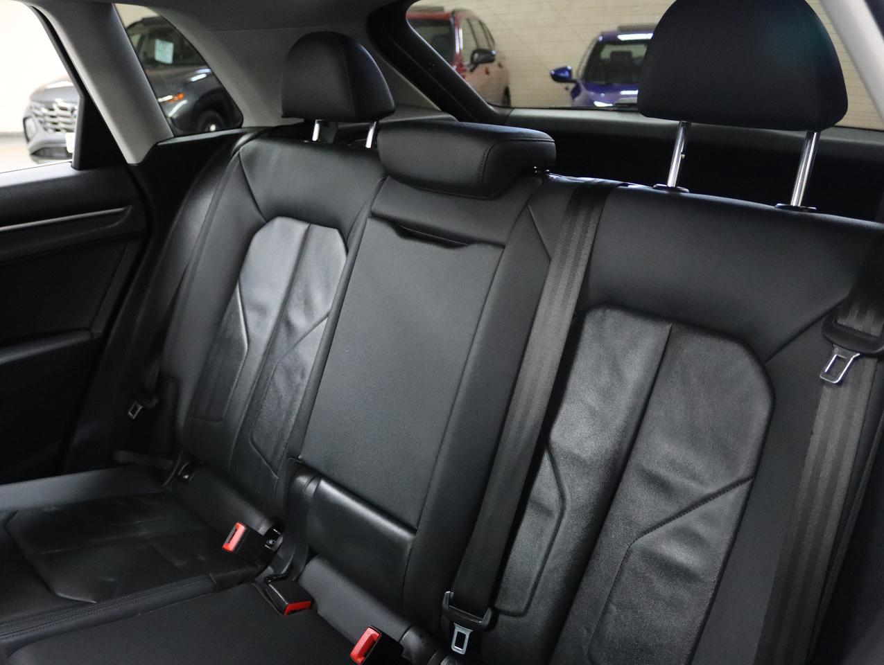 2021 Audi Q3 PROGRESSIV | AWD | Nav | Leather | Panoroof | BSM Photo