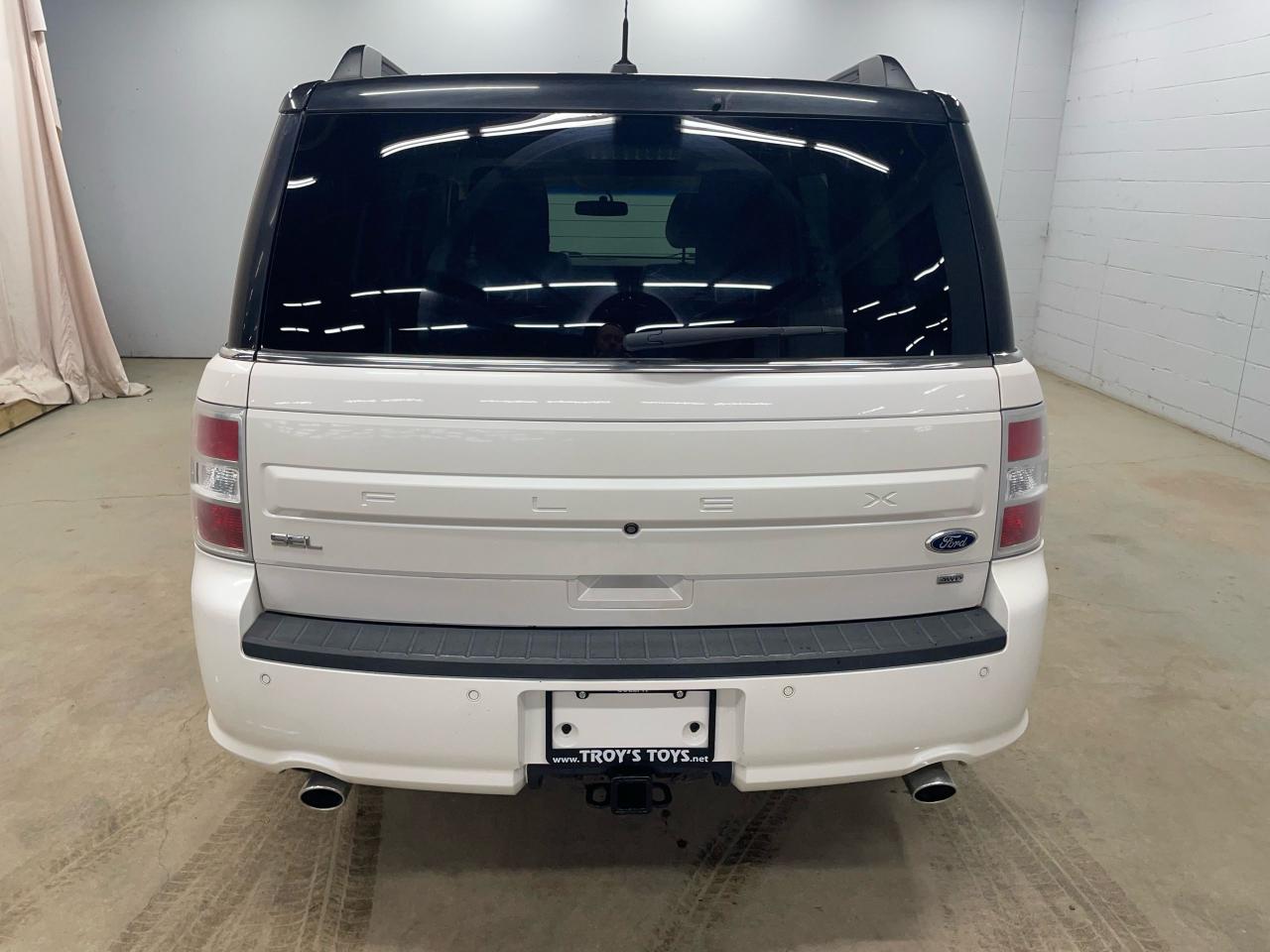 2015 Ford Flex SEL Photo5