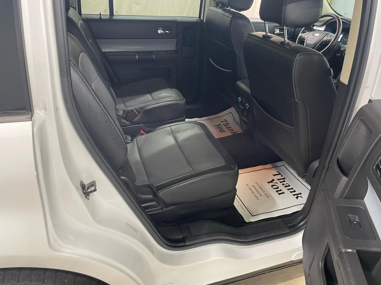 2015 Ford Flex SEL Photo10