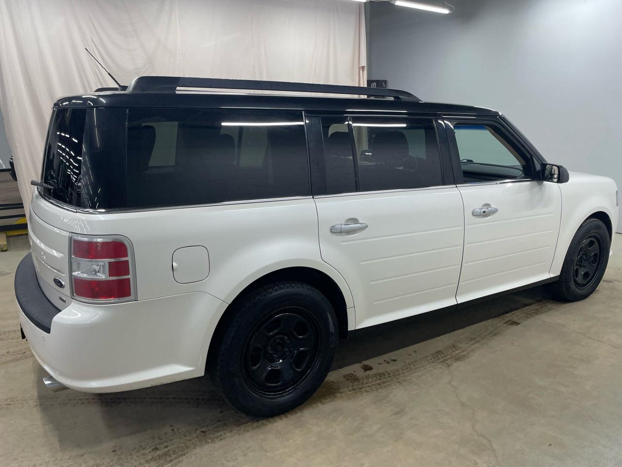 2015 Ford Flex SEL Photo7