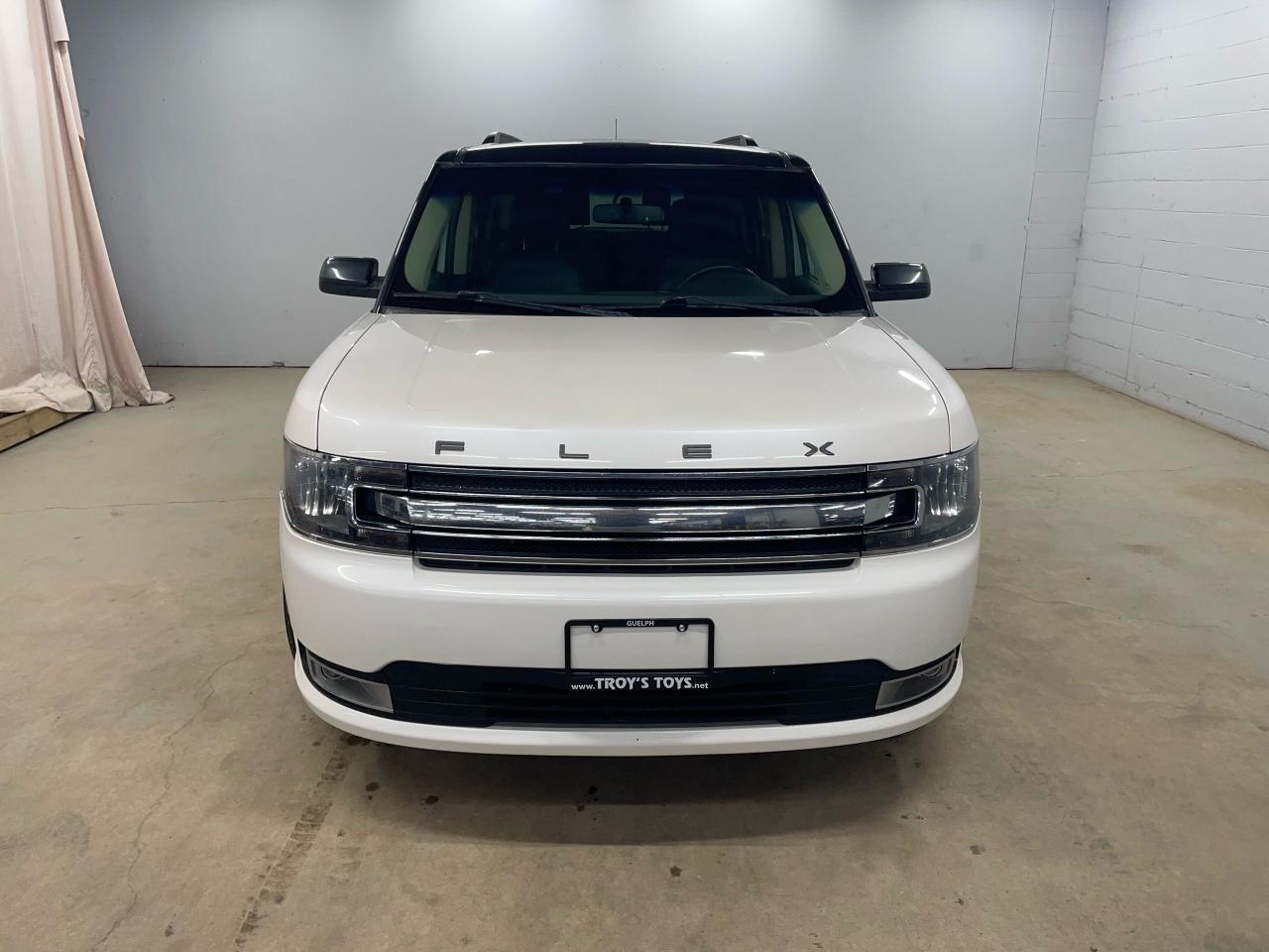 2015 Ford Flex SEL Photo2