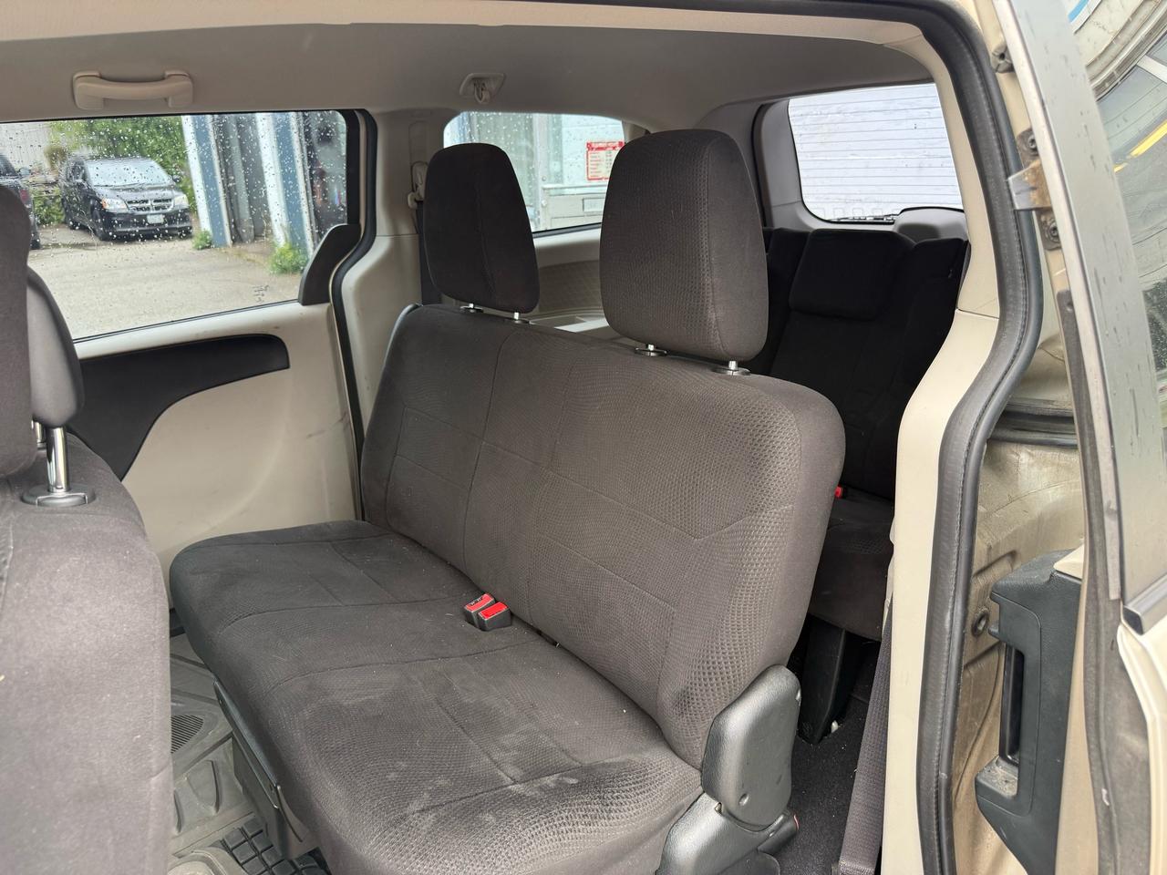 2013 Dodge Grand Caravan SE Photo