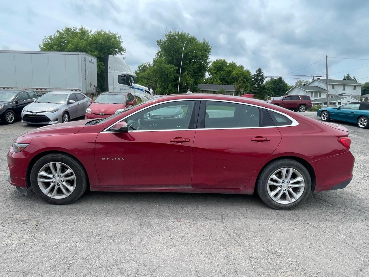 2016 Chevrolet Malibu LT - Photo #3