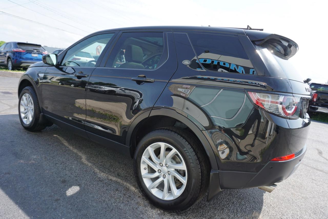 2017 Land Rover Discovery Sport HSE 4WD CERTIFIED *ACCIDENT FREE*L.R MAINTAIN* CAMERA NAV BLUETOOTH LEATHER HEATED SEATS PANO ROOF CRUISE ALLOYS - Photo #4