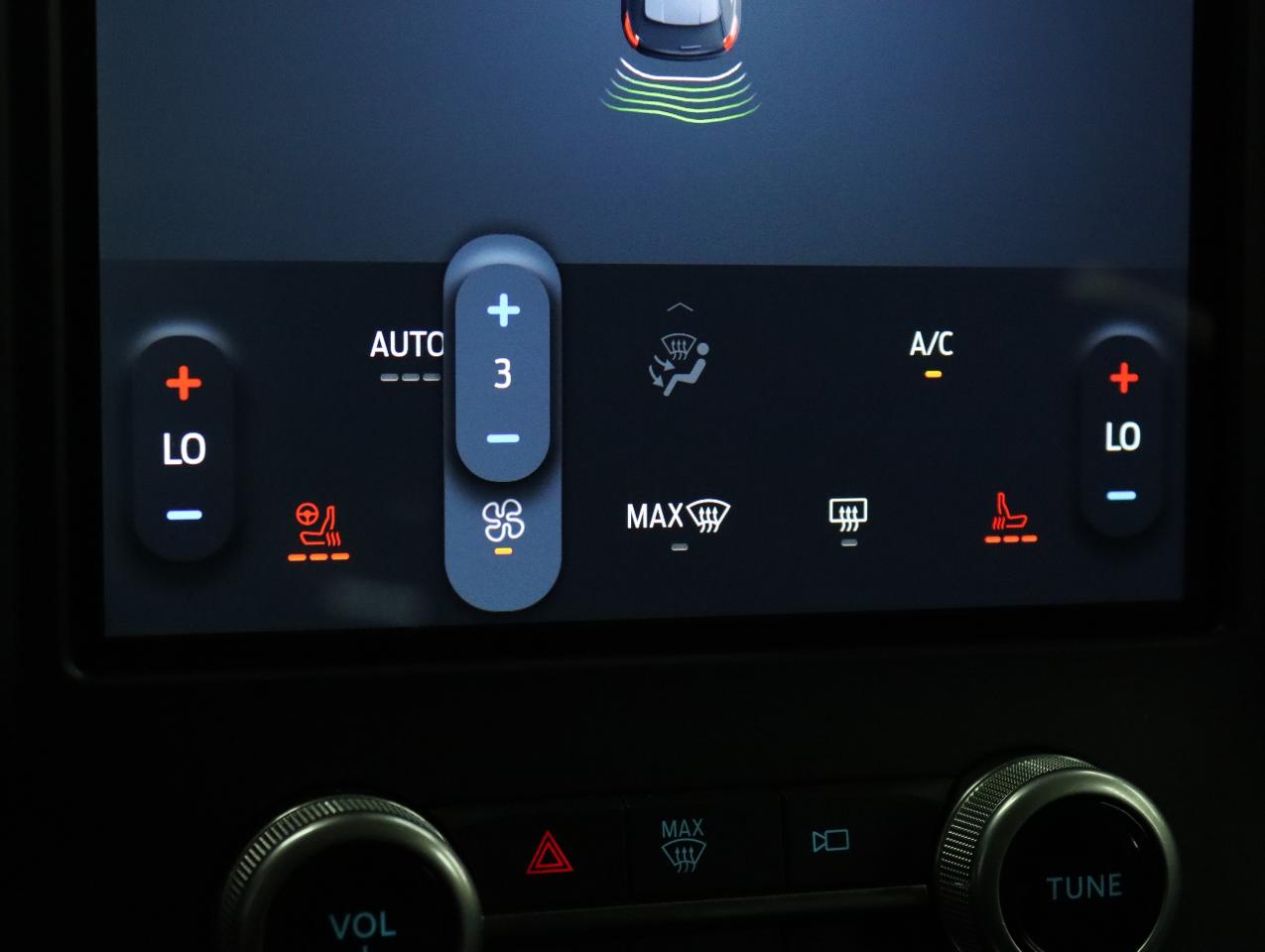 2023 Ford Edge TITANIUM | AWD | Leather | Sunroof | BSM | CarPlay