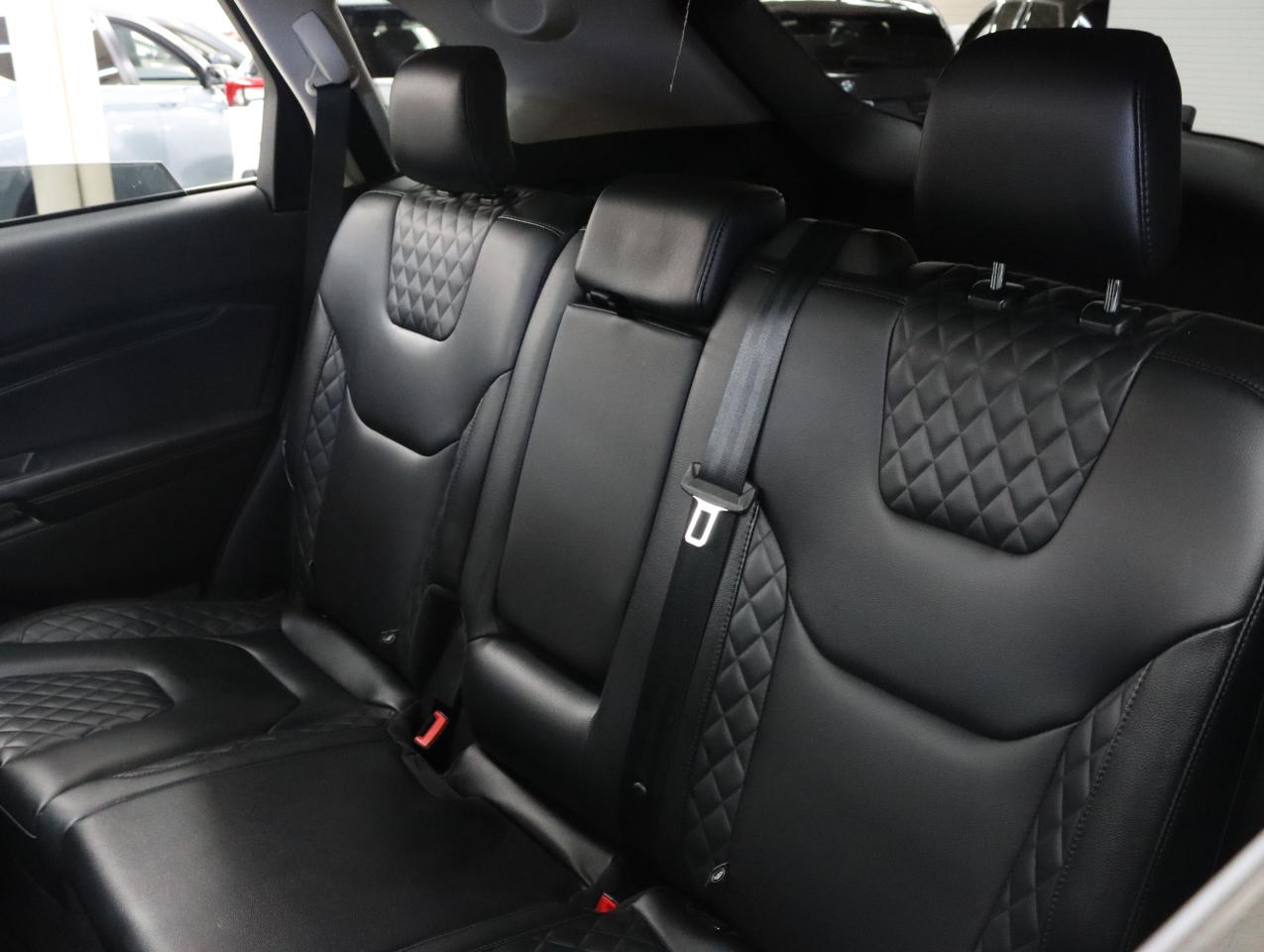 2023 Ford Edge TITANIUM | AWD | Leather | Sunroof | BSM | CarPlay