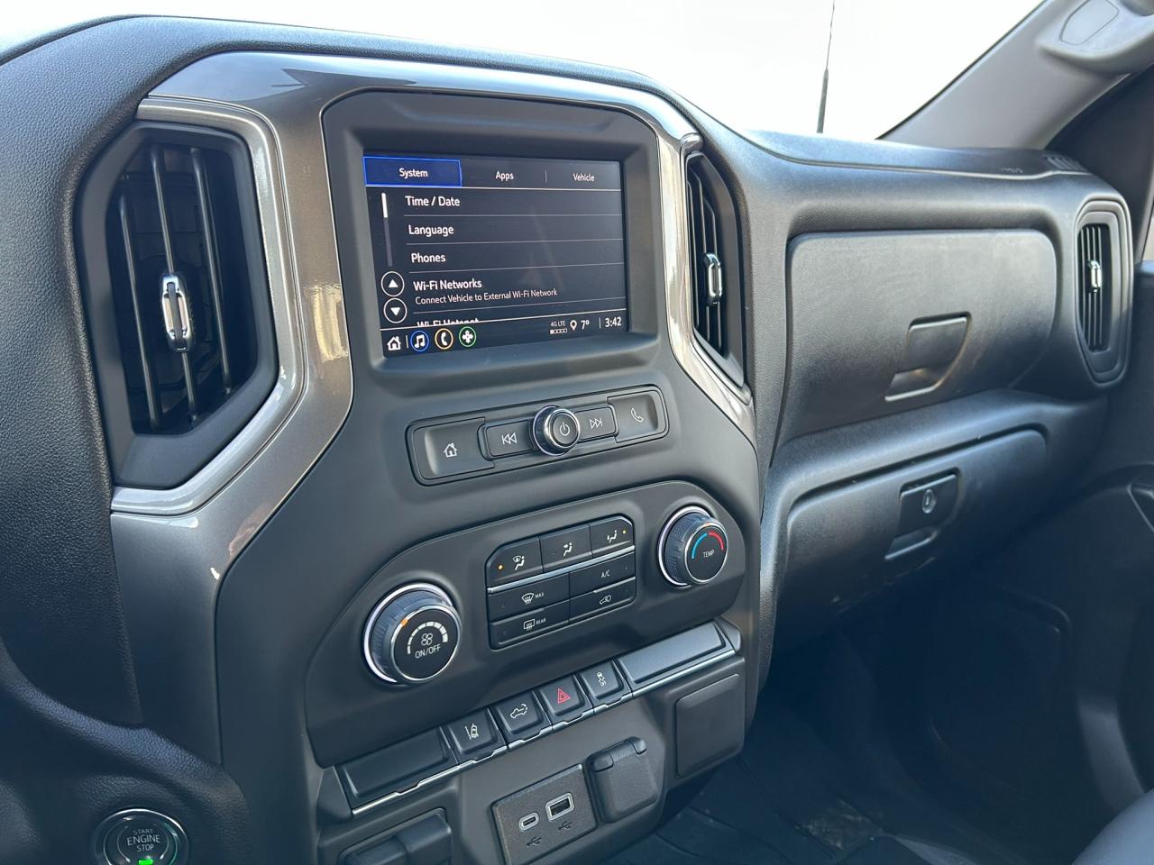 2025 Chevrolet Silverado 2500 HD Work Truck Photo