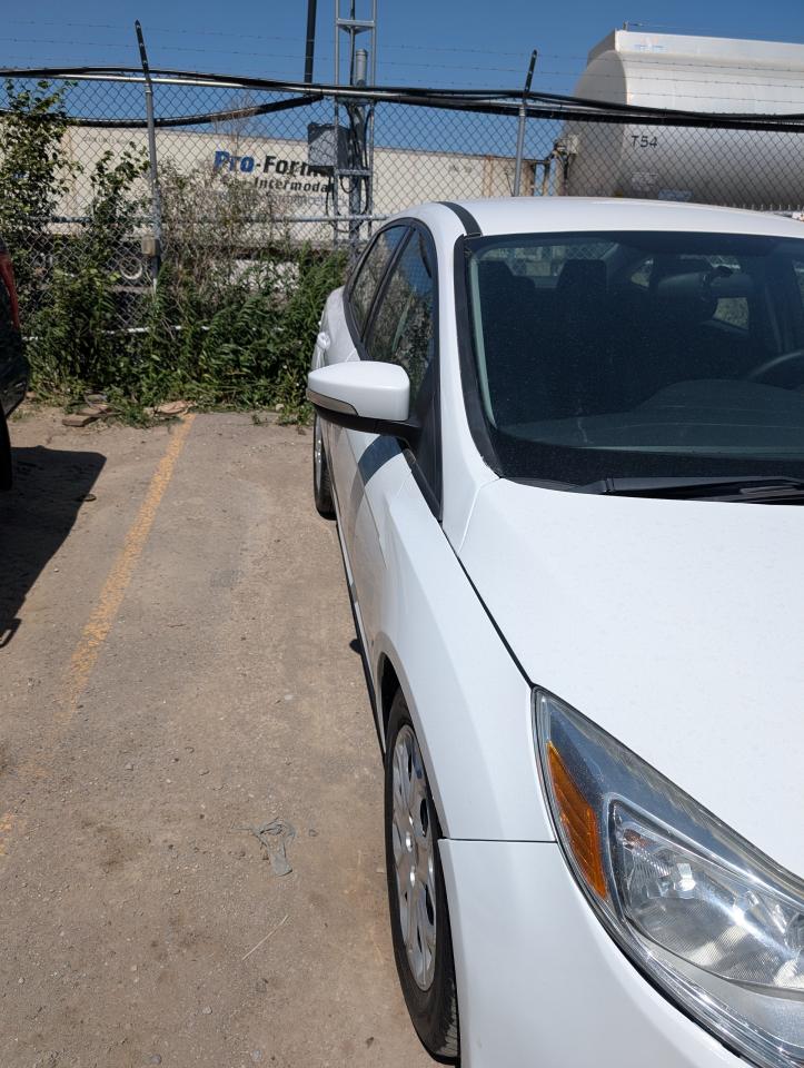 2014 Ford Focus SE Photo2