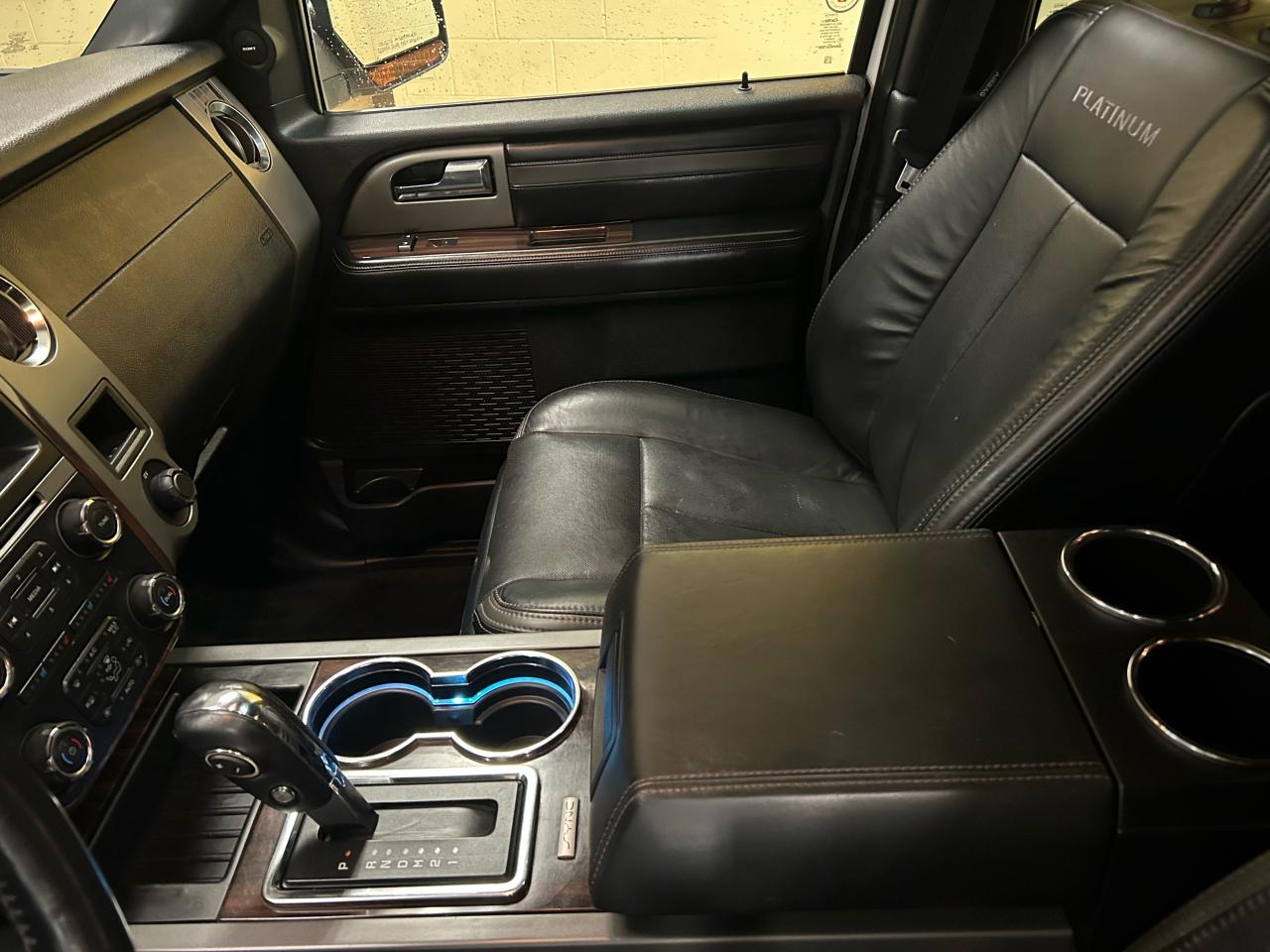 2017 Ford Expedition Platinum - Photo #6