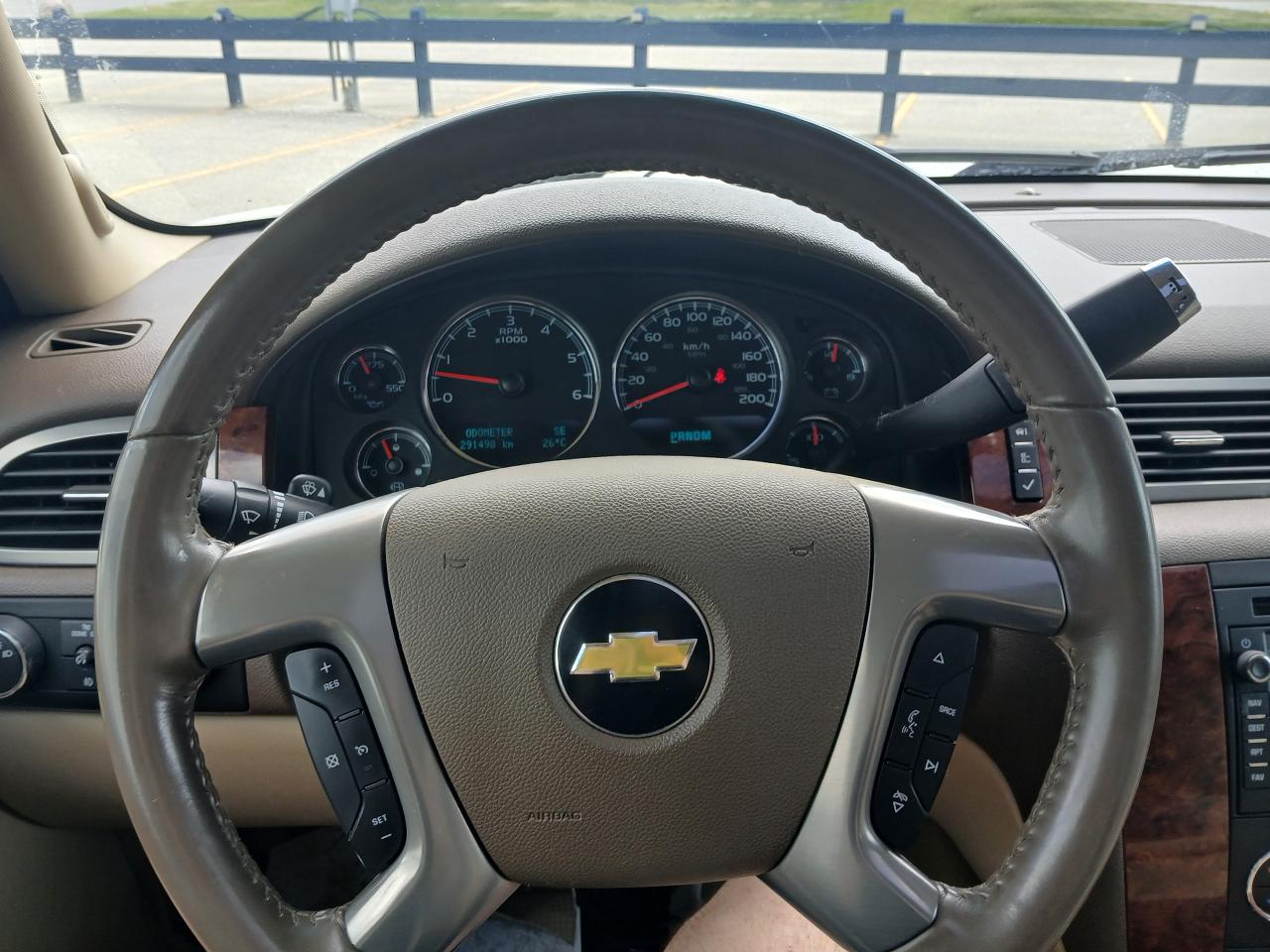 2010 Chevrolet Avalanche LTZ - Photo #15
