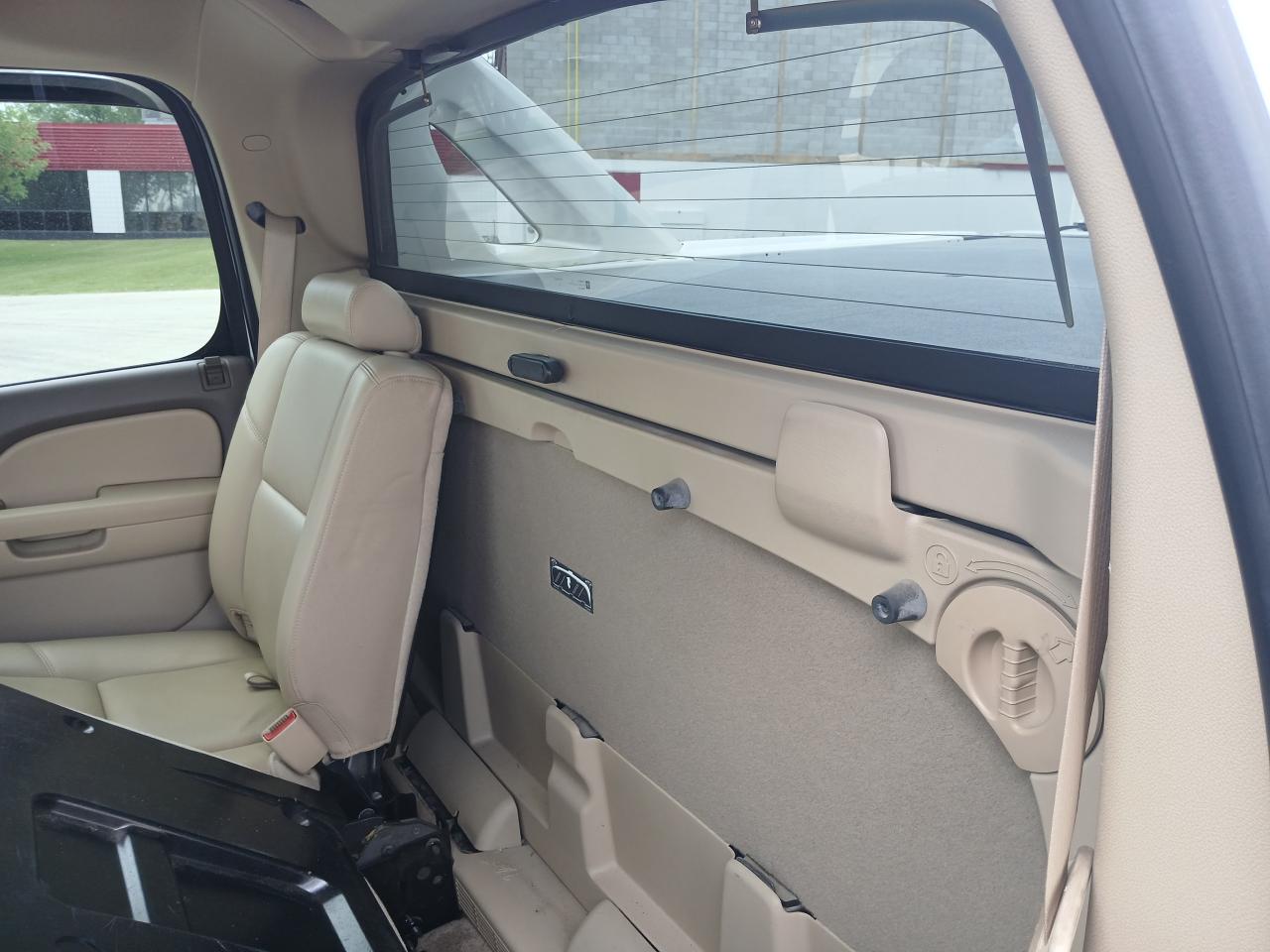 2010 Chevrolet Avalanche LTZ - Photo #18