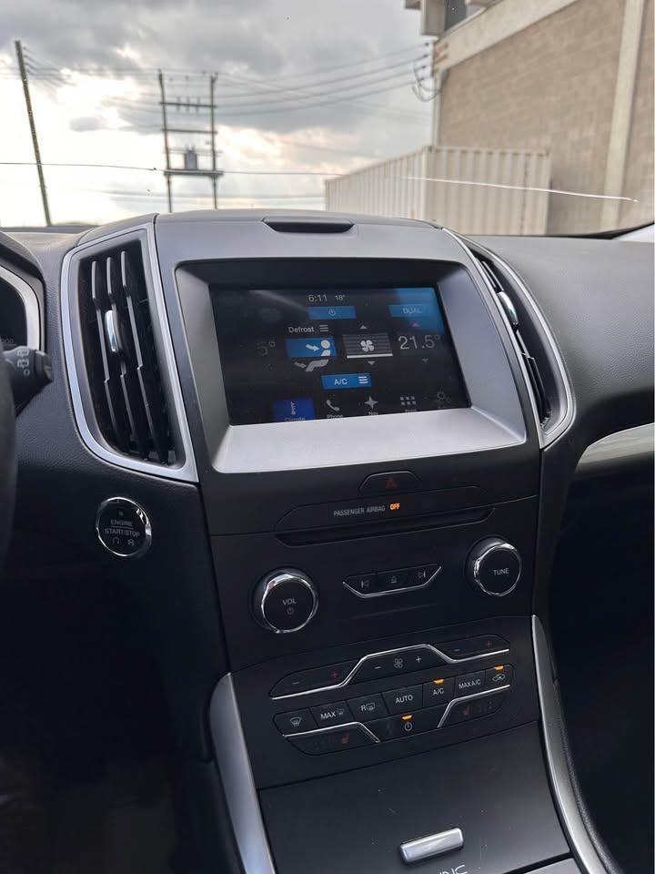2016 Ford Edge SEL - Photo #10