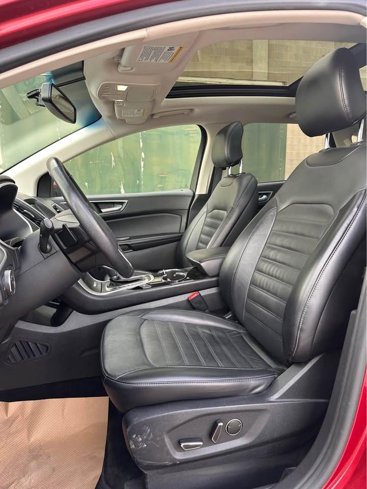 2016 Ford Edge SEL - Photo #11