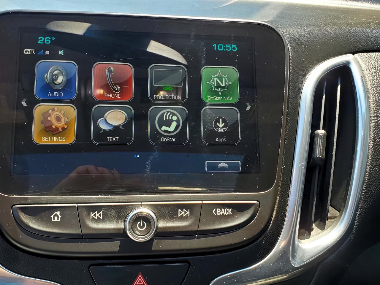 2018 Chevrolet Equinox LT-PANORAMIC SUNROOF-REMOTE START-HEATED SEATS - Photo #17