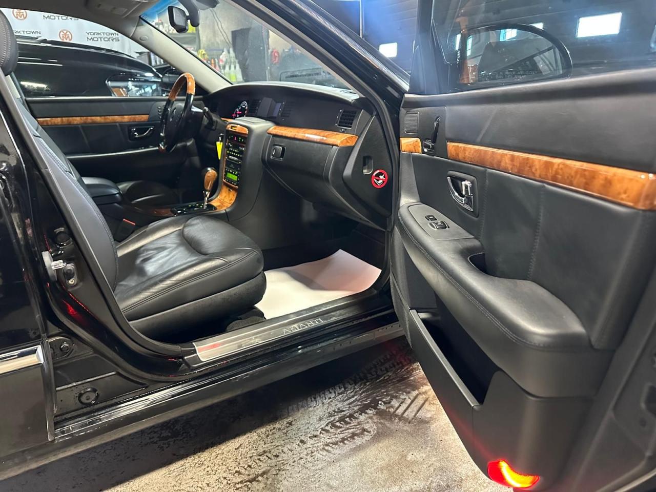 2006 Kia Amanti W/LUXURY PKG | AUTOMATIC | 6 CYL V6 - Photo #14