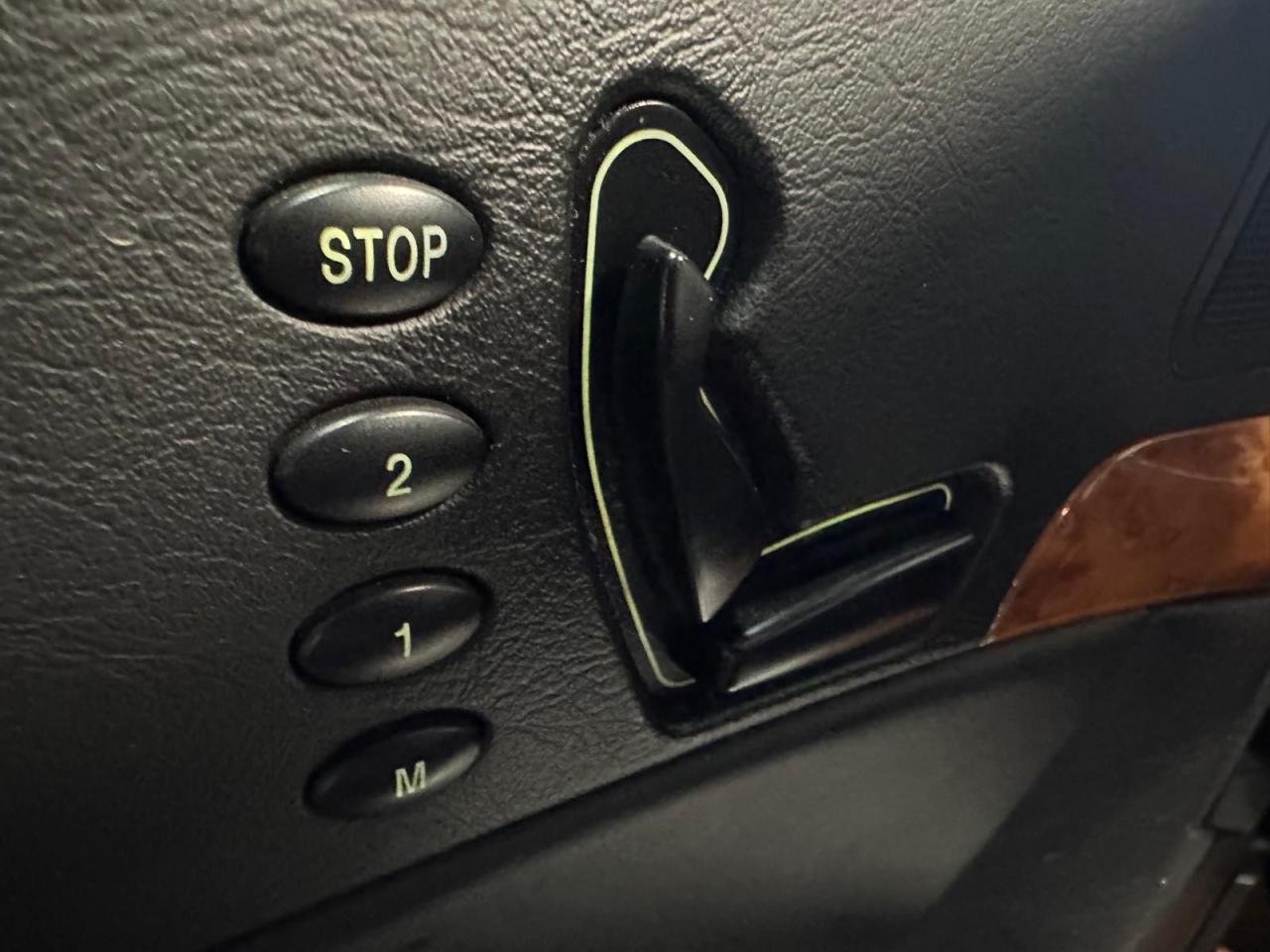 2006 Kia Amanti W/LUXURY PKG | AUTOMATIC | 6 CYL V6 - Photo #23