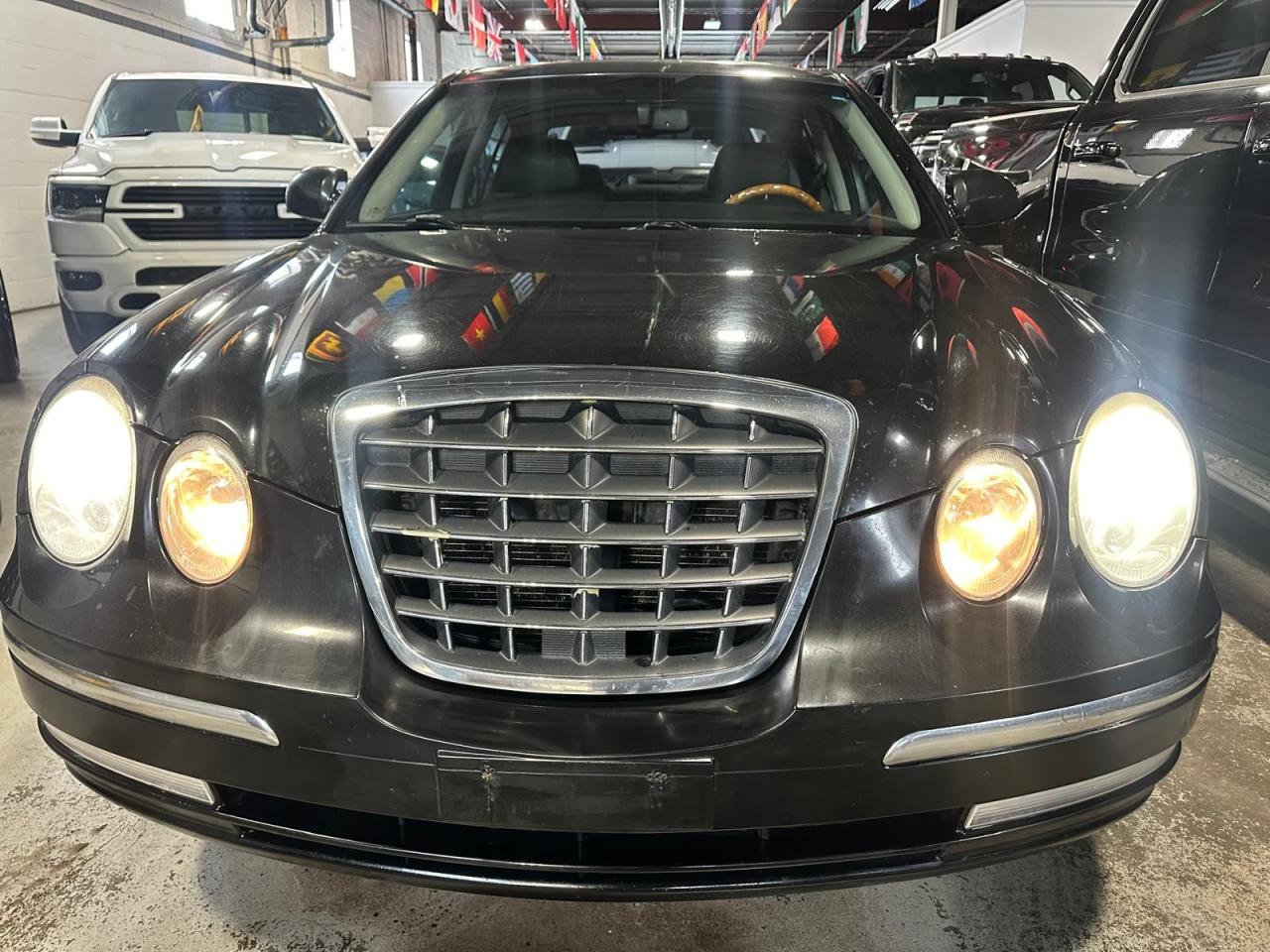 2006 Kia Amanti W/LUXURY PKG | AUTOMATIC | 6 CYL V6  "SOLD AS IS" Photo3