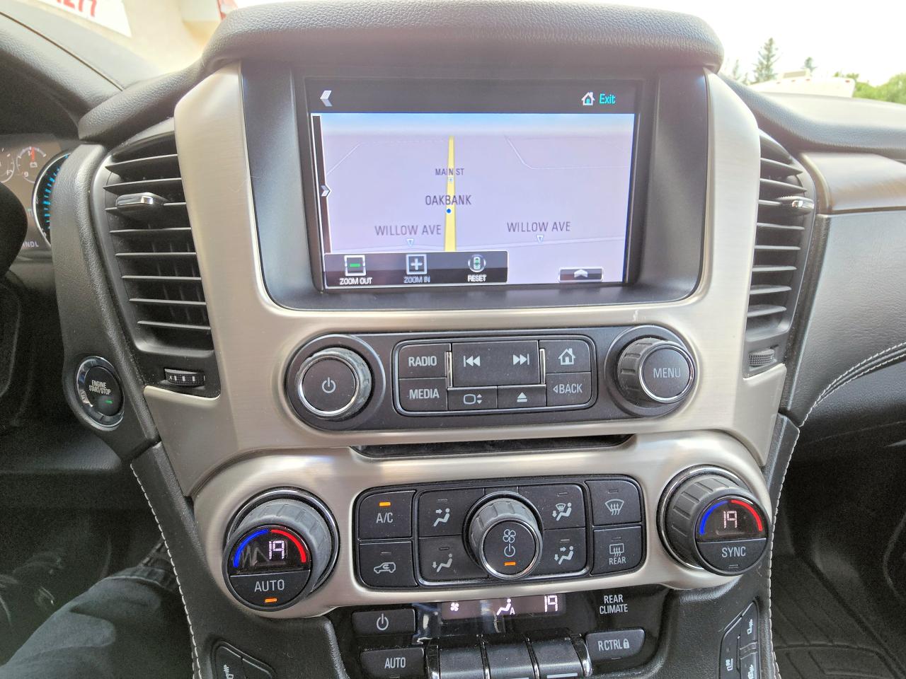2018 GMC Yukon Denali - Photo #20
