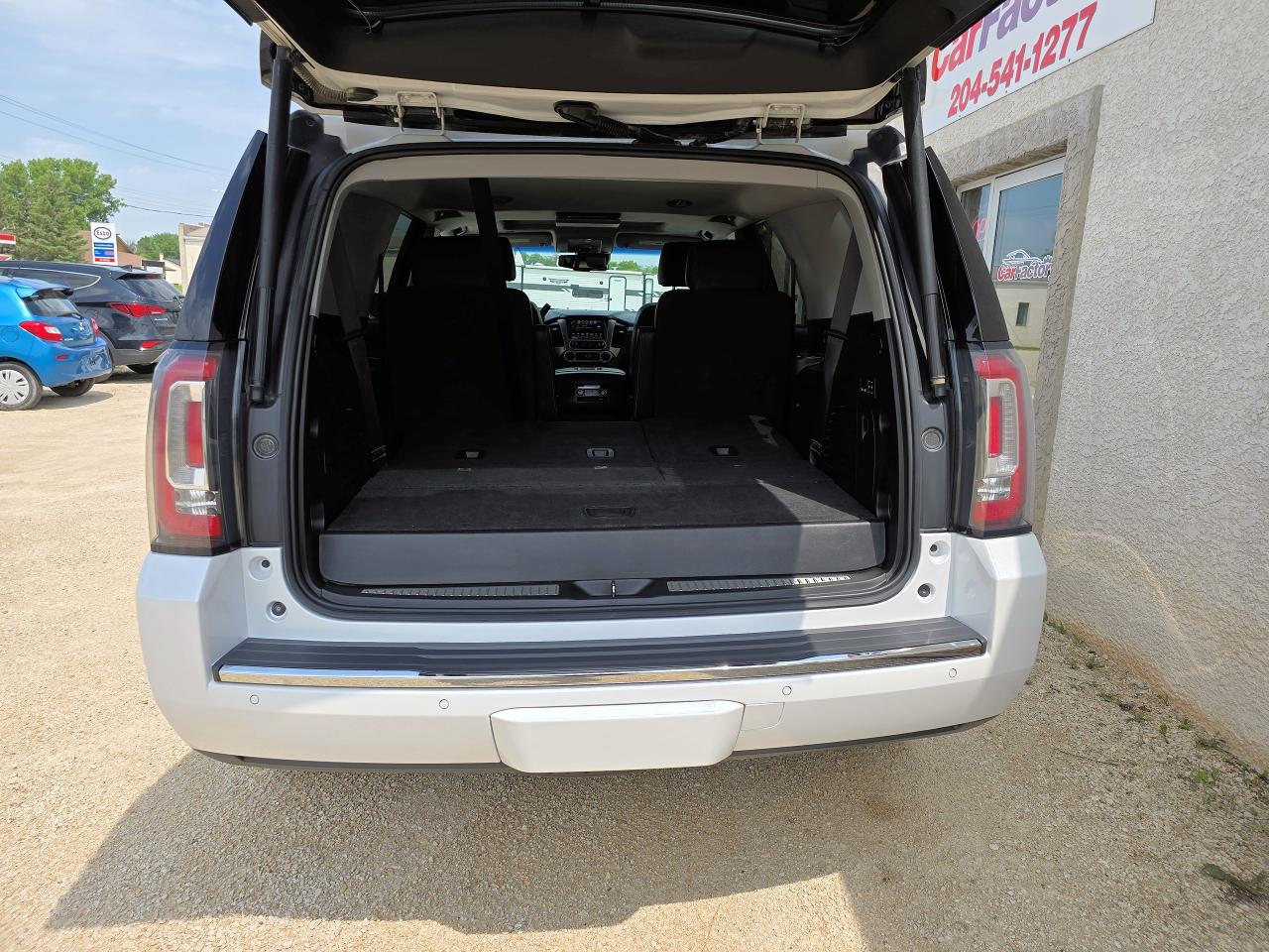 2018 GMC Yukon Denali - Photo #35