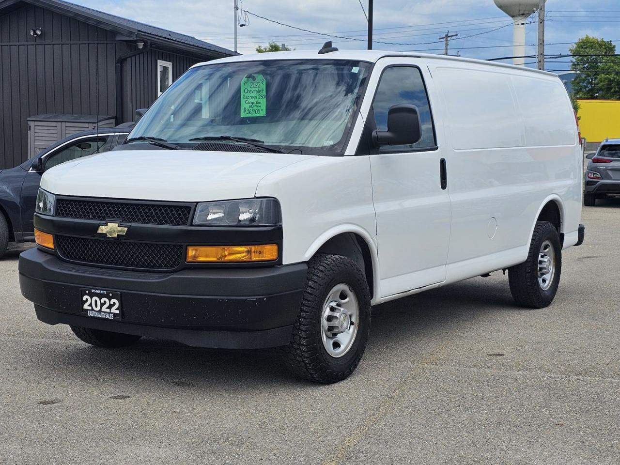 Used 2022 Chevrolet Express 2500 Cargo for sale in Gananoque, ON