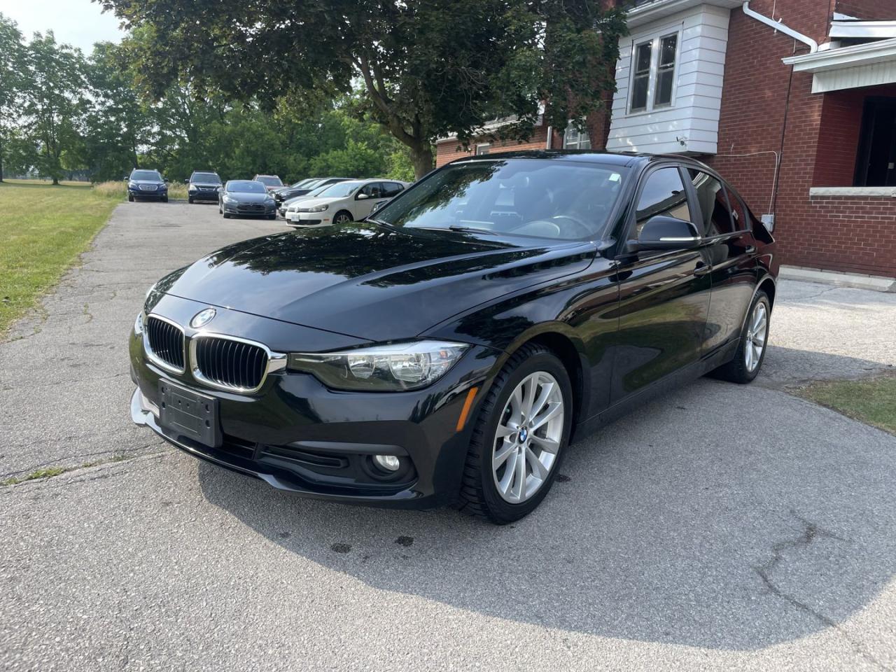 Used 2016 BMW 3 Series 320i xDrive Sedan for sale in Burlington, ON