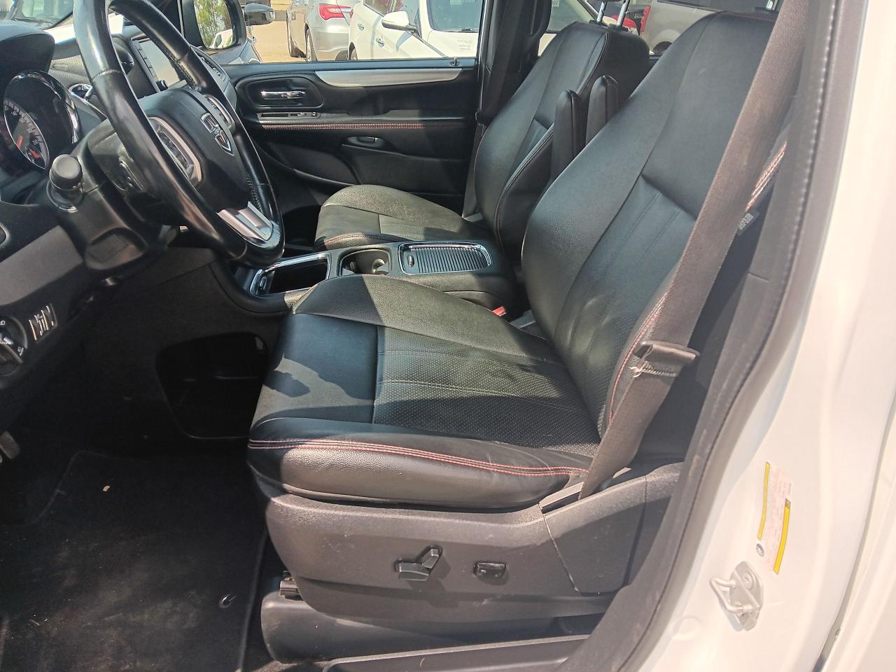 2020 Dodge Grand Caravan GT, Leather, Remote, Power Doors, BU Cam, Htd Seat - Photo #16