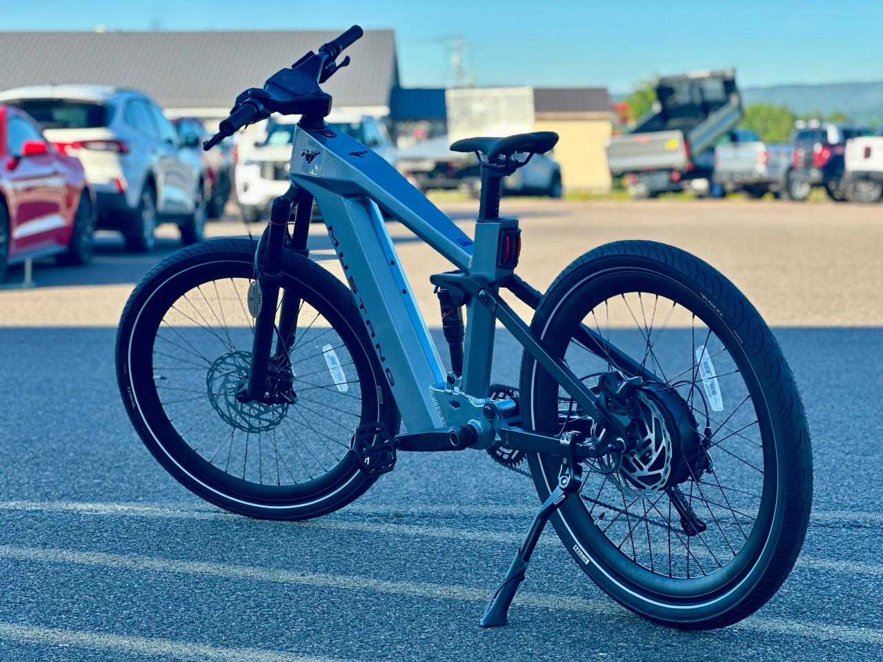 2025 Ford Mustang EBIKE SIZE MEDIUM Photo