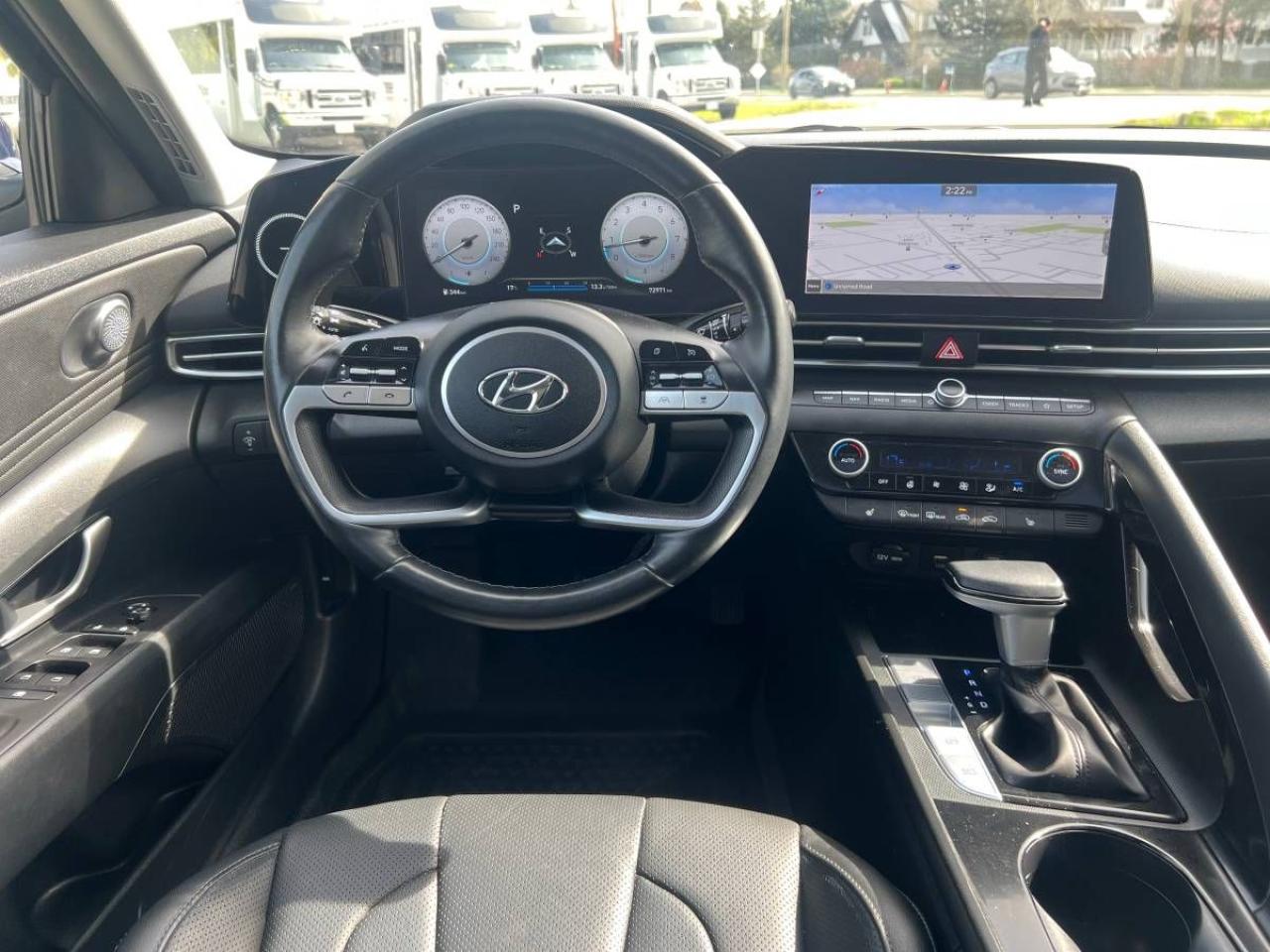 2022 Hyundai Elantra Ultimate Tech - Photo #9