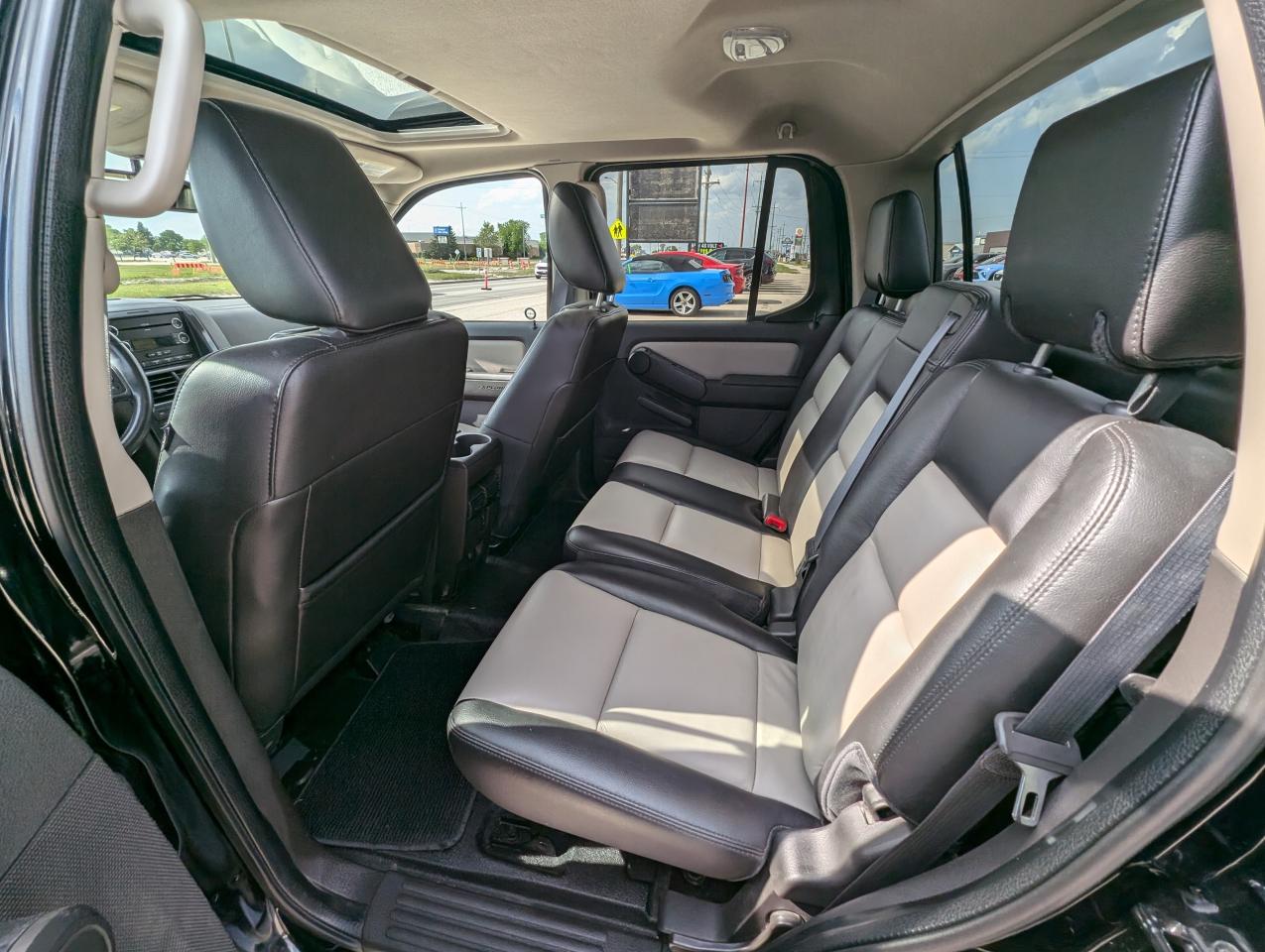 2009 Ford Explorer Sport Trac LIMITED - Photo #8
