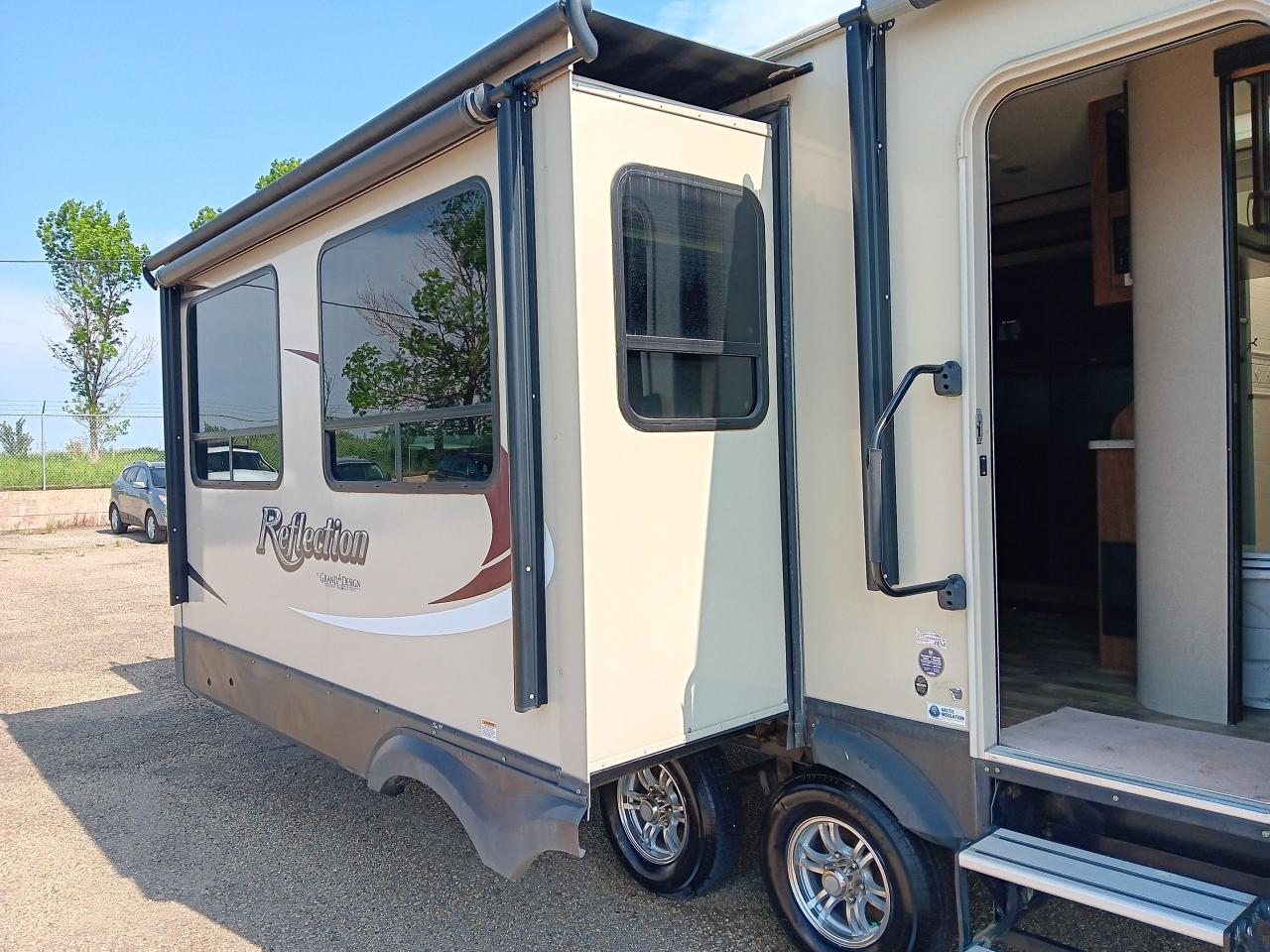 2017 GRAND DESIGN Reflection 315 RLTS 38 foot sleeps 6 4 Season wint - Photo #7