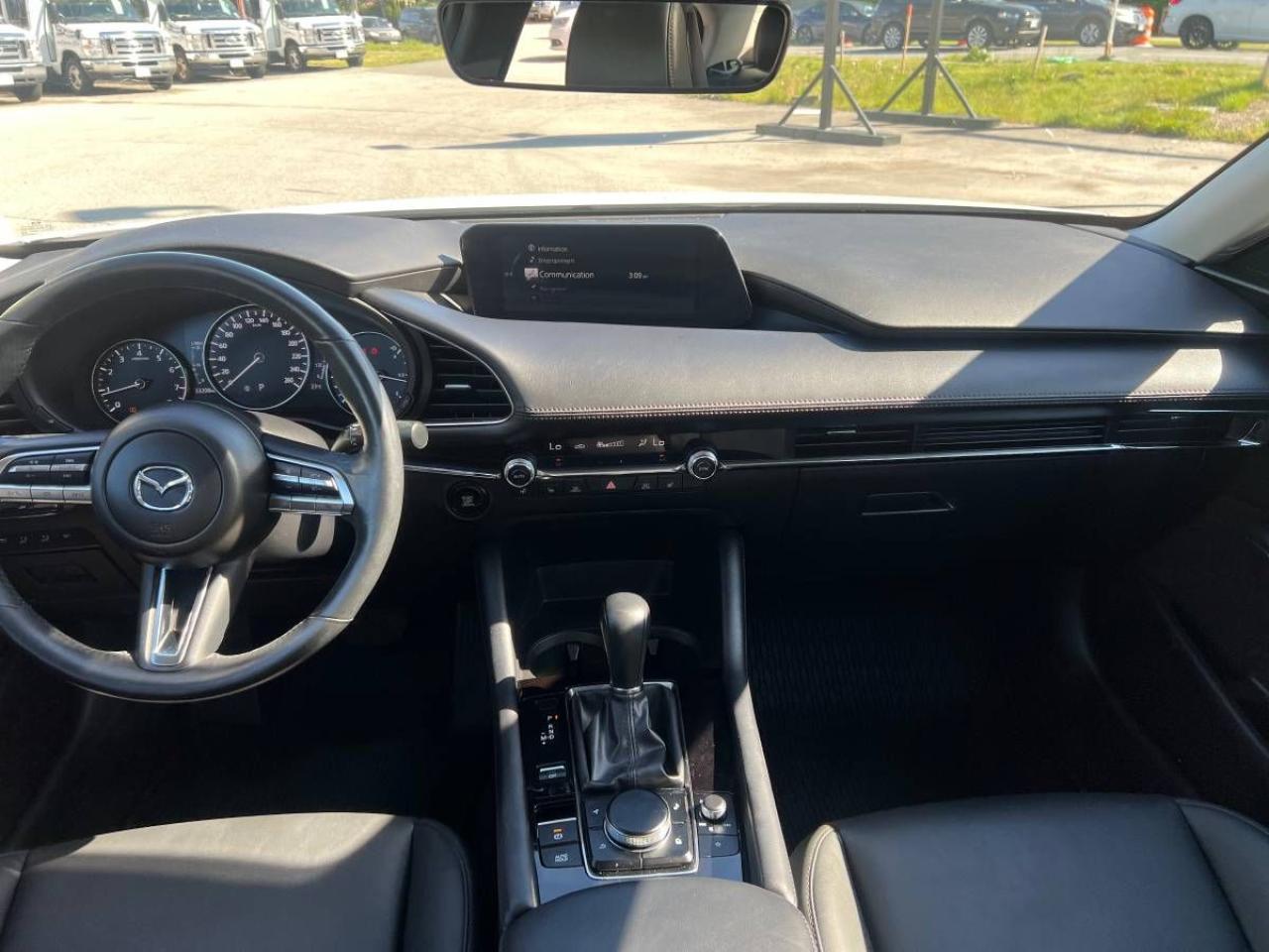 2022 Mazda MAZDA3 GS - Photo #17